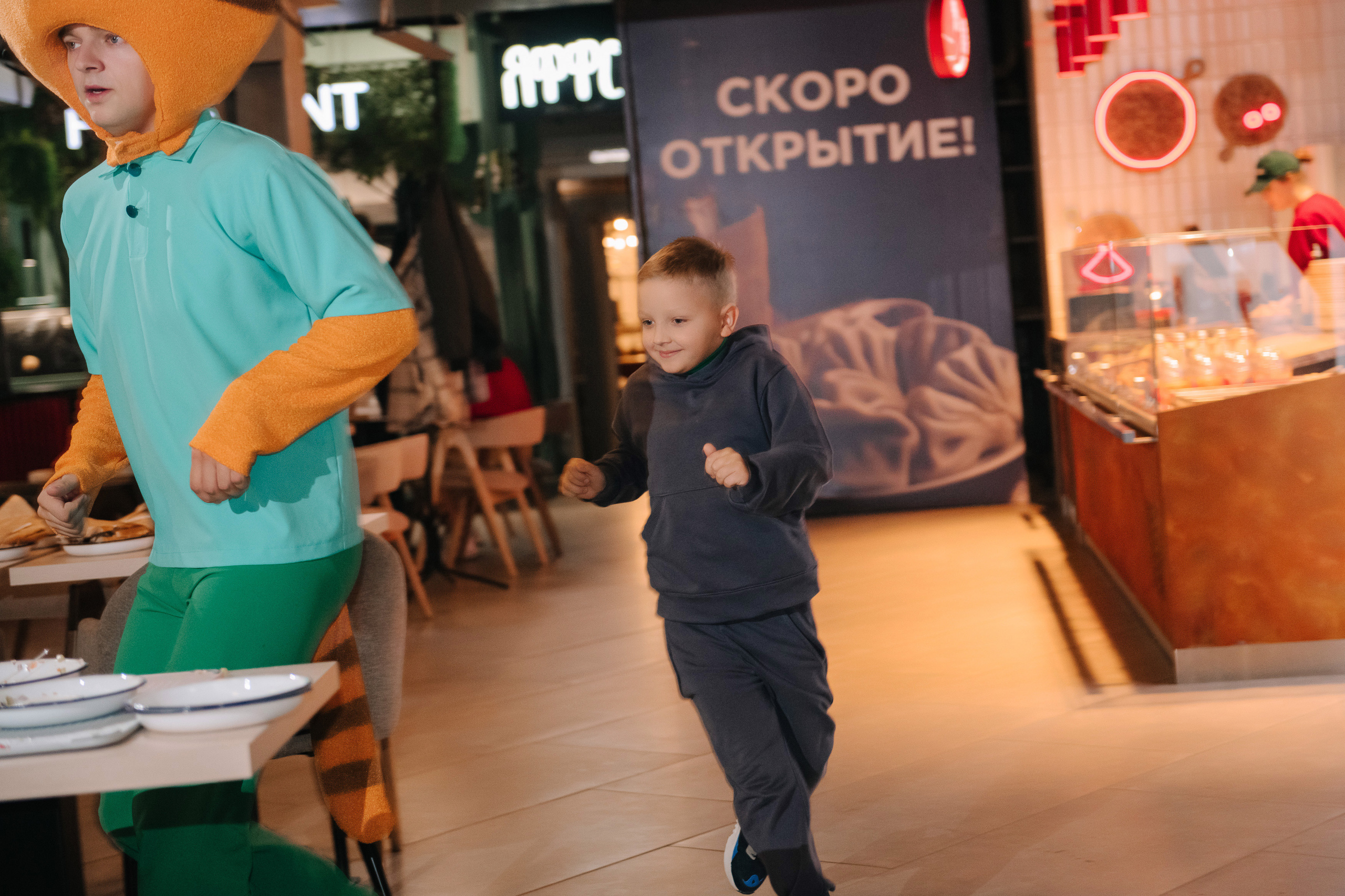 Гастродвор. Детский мастер-класс по приготовлению чикен шварма. Фотограф Валерия Голубева (Миронова)
