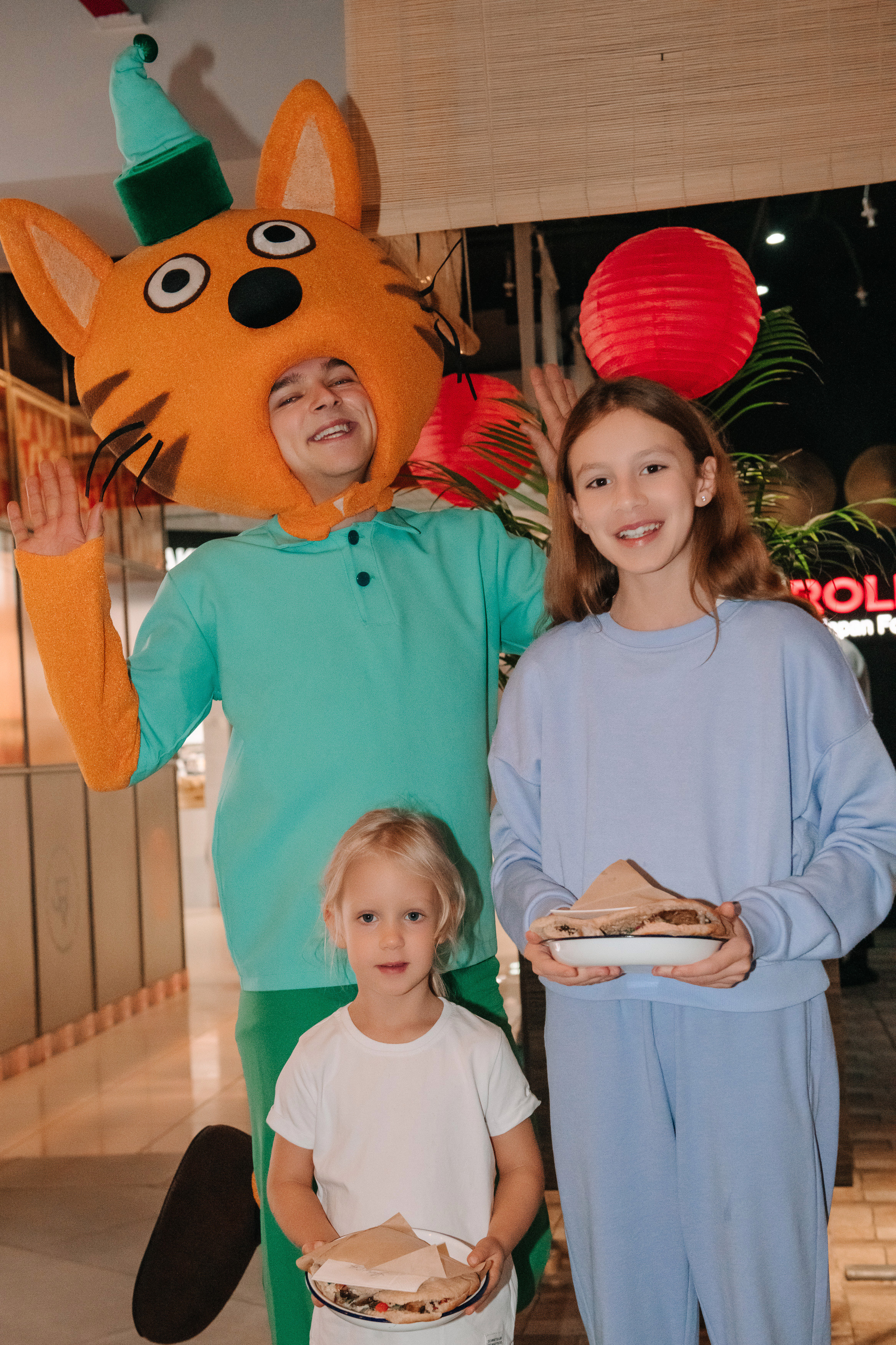 Гастродвор. Детский мастер-класс по приготовлению чикен шварма. Фотограф Валерия Голубева (Миронова)