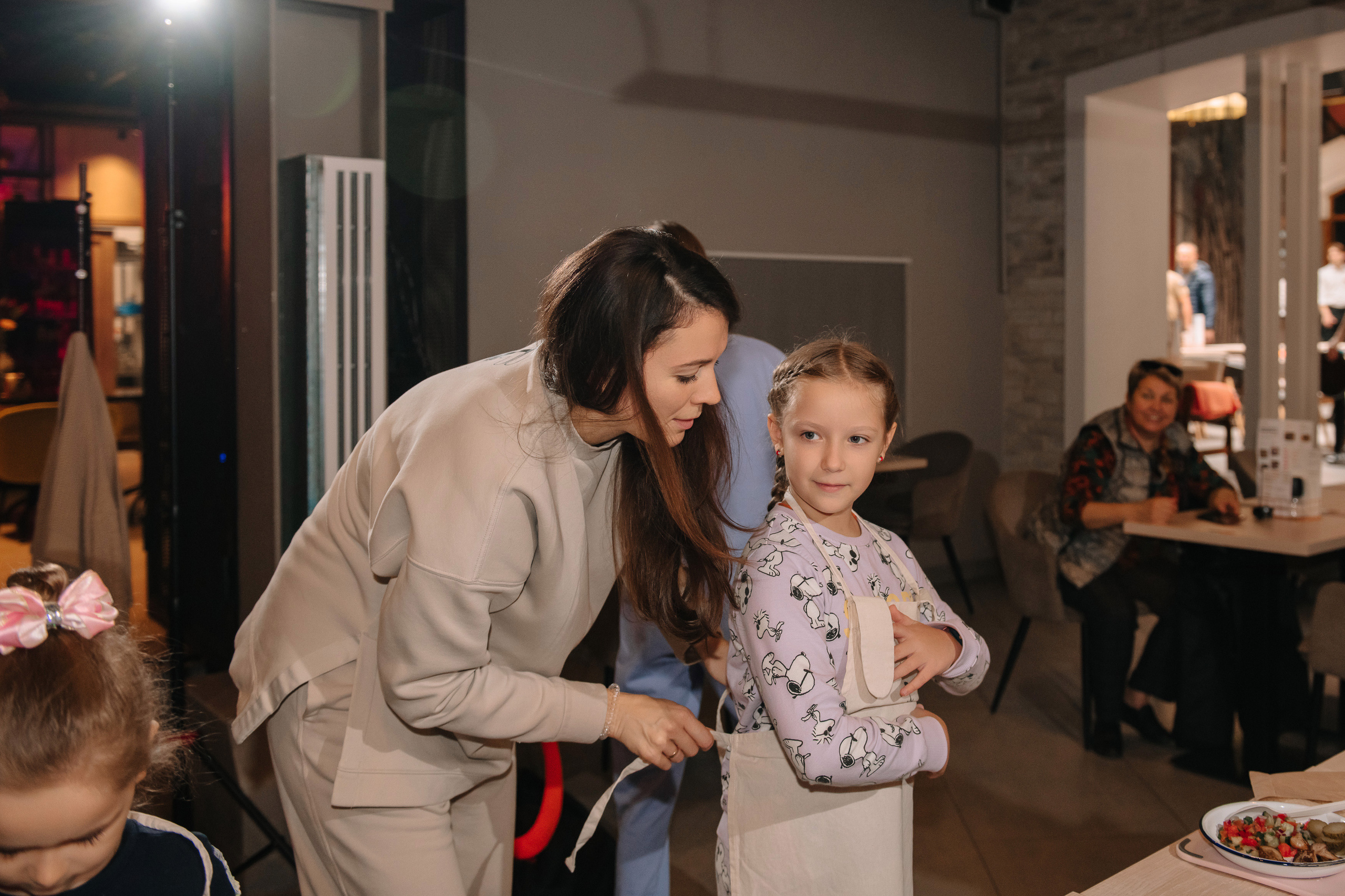 Гастродвор. Детский мастер-класс по приготовлению чикен шварма. Фотограф Валерия Голубева (Миронова)
