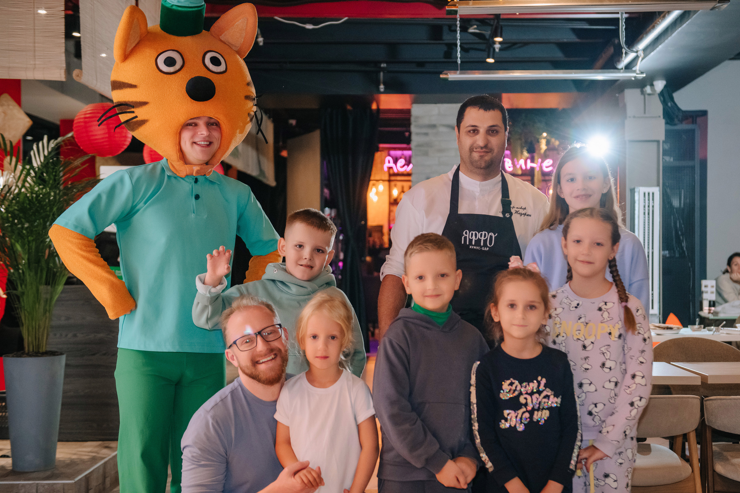 Гастродвор. Детский мастер-класс по приготовлению чикен шварма. Фотограф Валерия Голубева (Миронова)