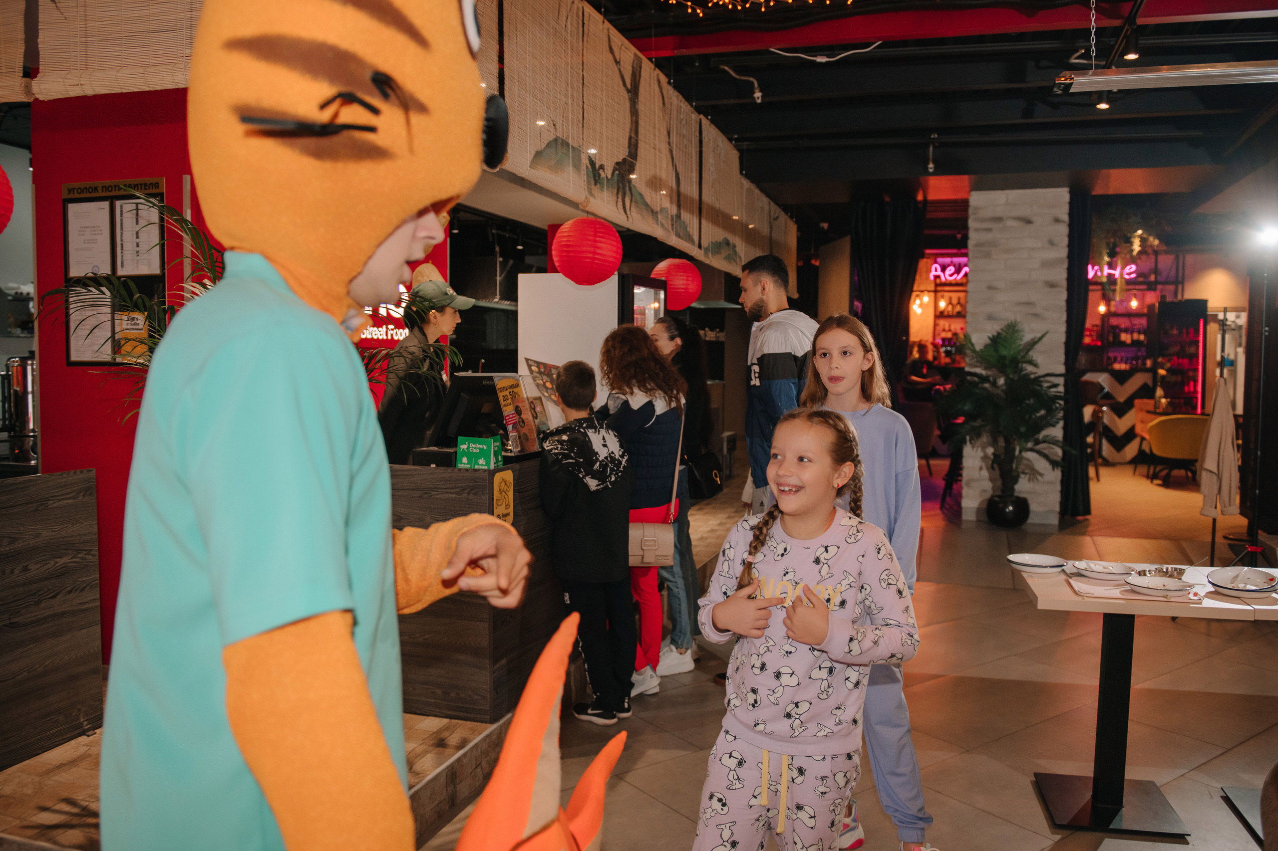 Гастродвор. Детский мастер-класс по приготовлению чикен шварма. Фотограф Валерия Голубева (Миронова)