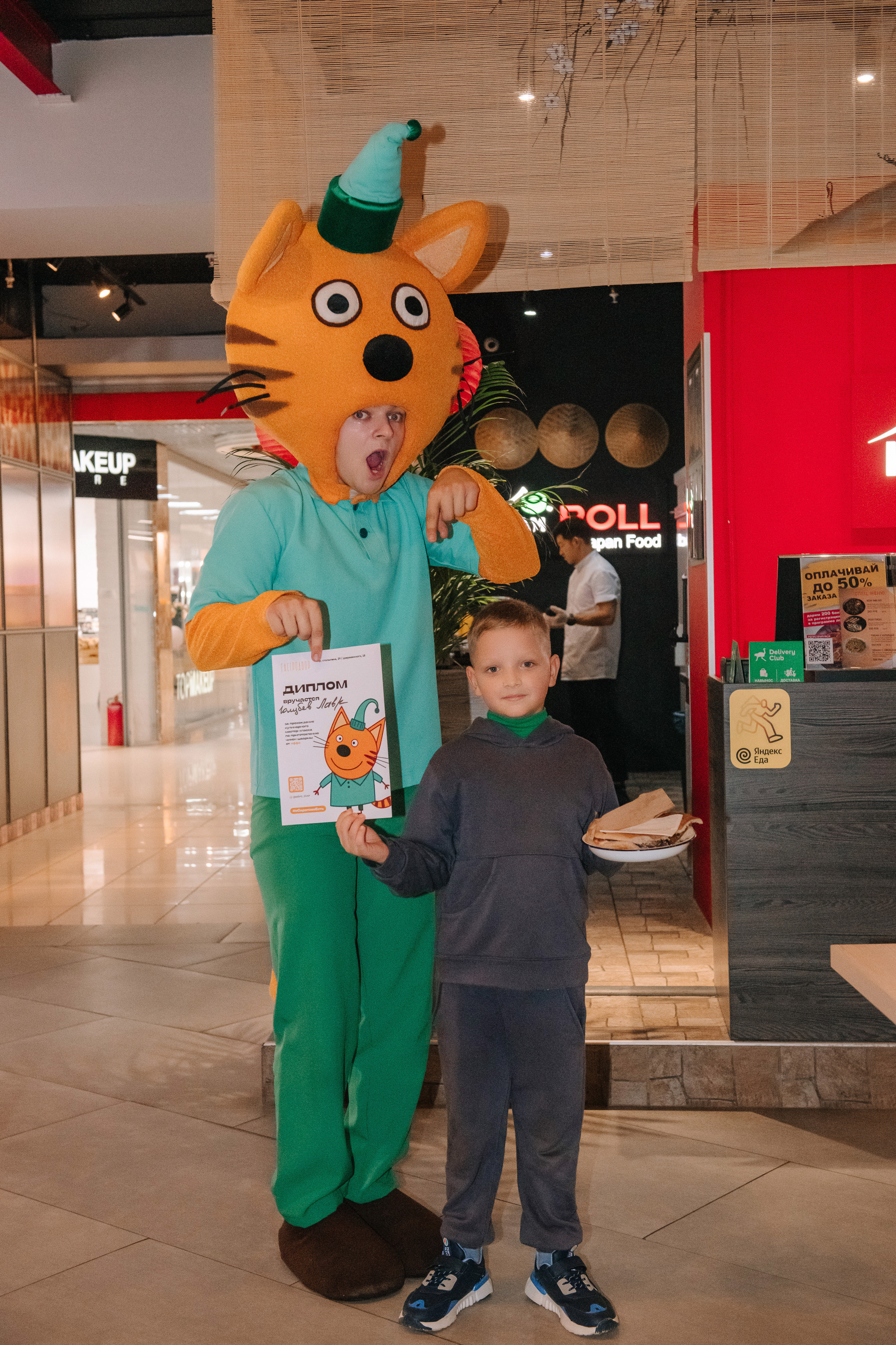 Гастродвор. Детский мастер-класс по приготовлению чикен шварма. Фотограф Валерия Голубева (Миронова)