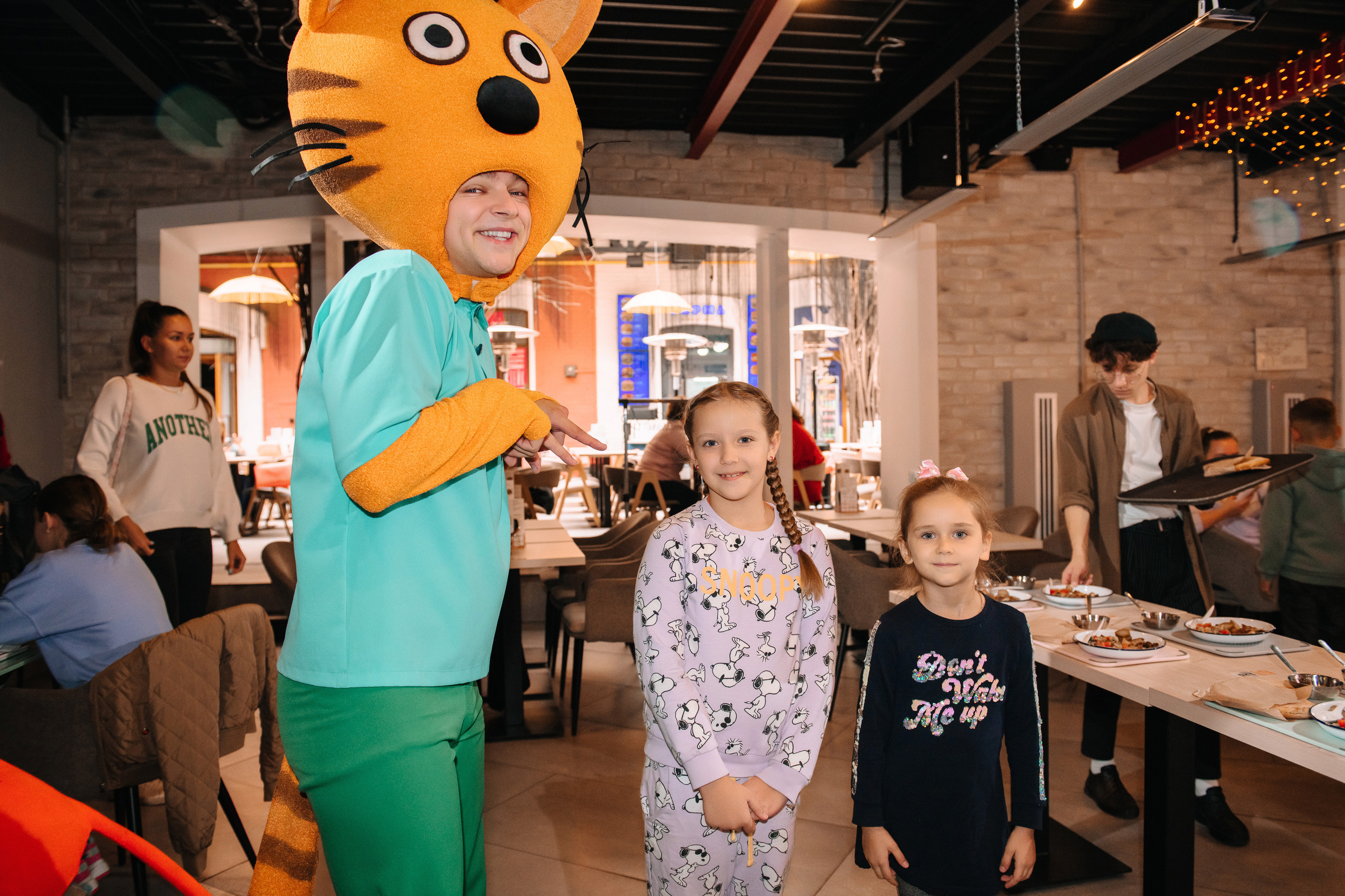 Гастродвор. Детский мастер-класс по приготовлению чикен шварма. Фотограф Валерия Голубева (Миронова)