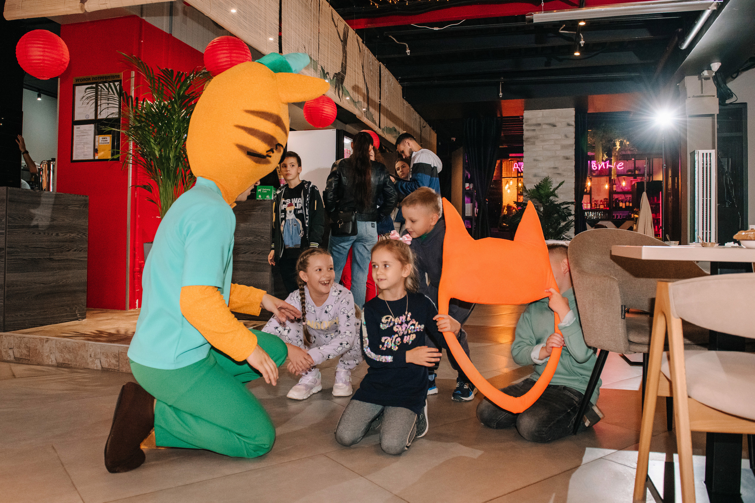 Гастродвор. Детский мастер-класс по приготовлению чикен шварма. Фотограф Валерия Голубева (Миронова)