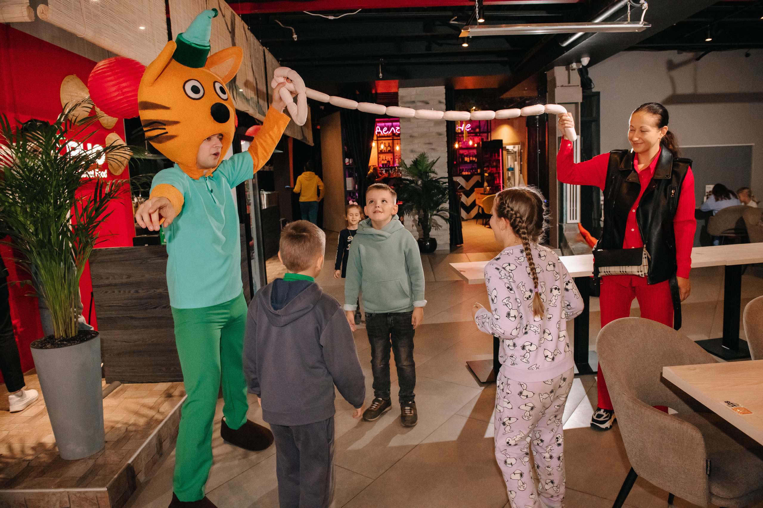 Гастродвор. Детский мастер-класс по приготовлению чикен шварма. Фотограф Валерия Голубева (Миронова)