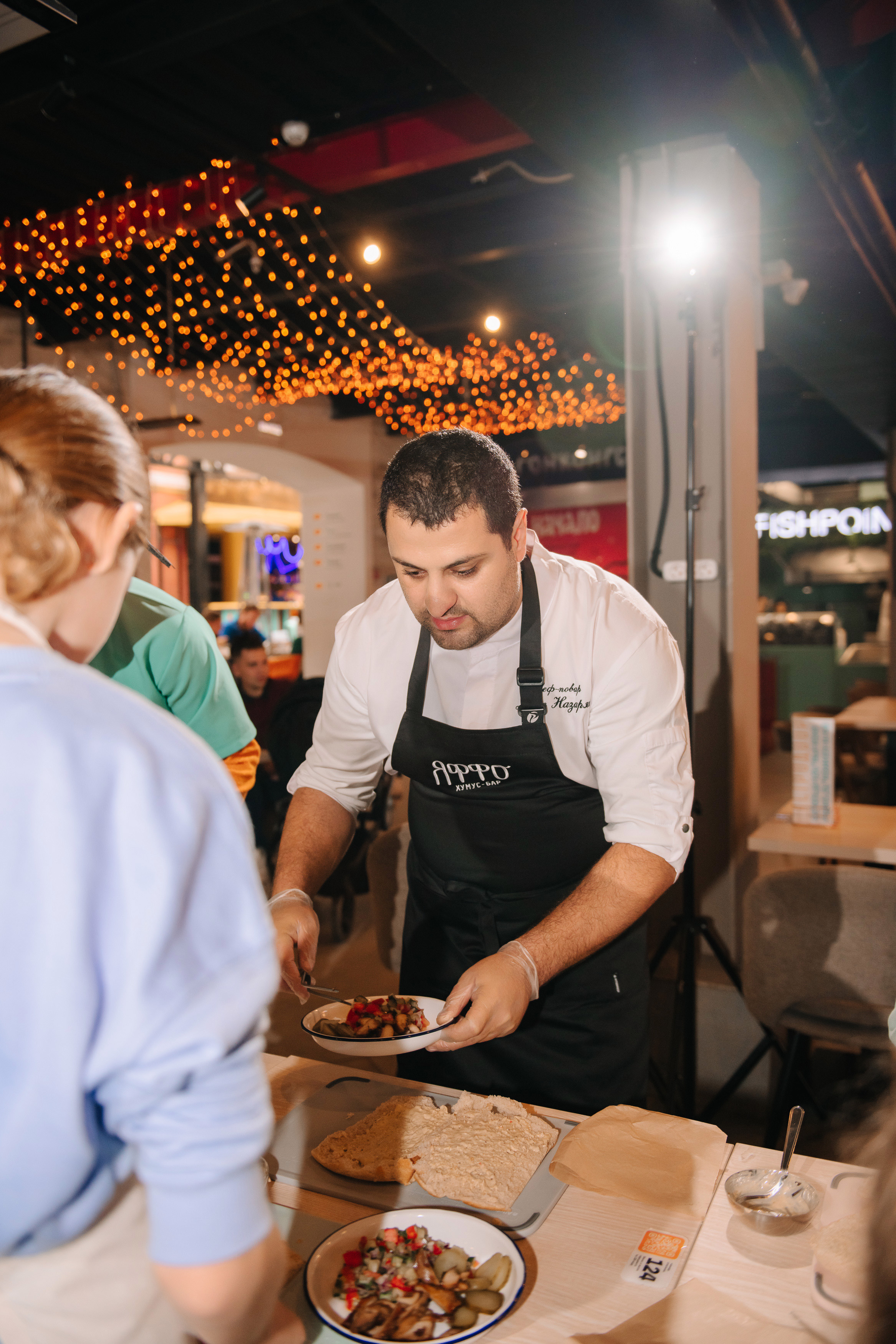 Гастродвор. Детский мастер-класс по приготовлению чикен шварма. Фотограф Валерия Голубева (Миронова)