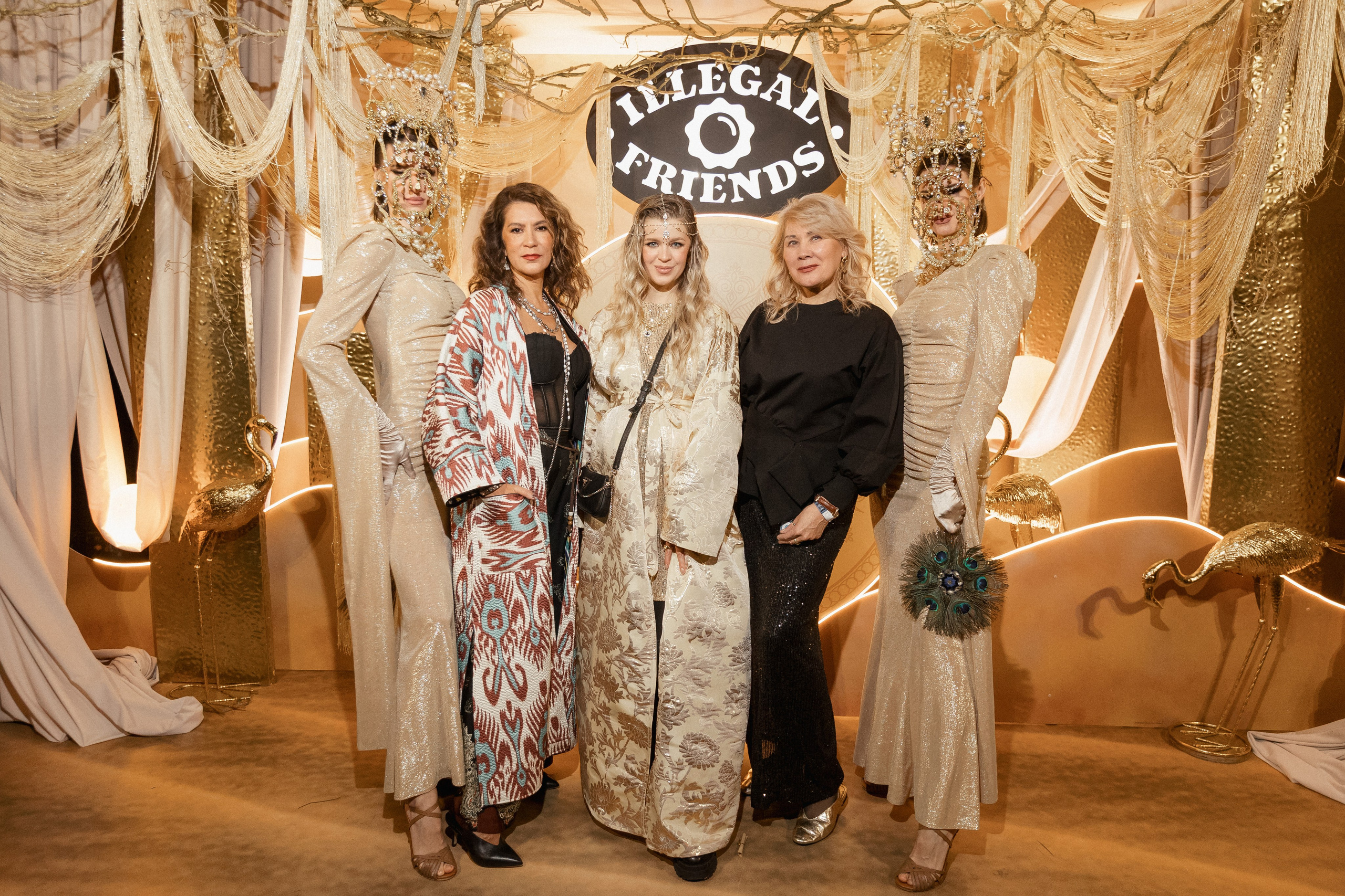 ILLEGAL FRIENDS — MIRAGE [PART I]. СВОИ. ФОТООТЧЕТЫ-СОБЫТИЯ-МЕСТА