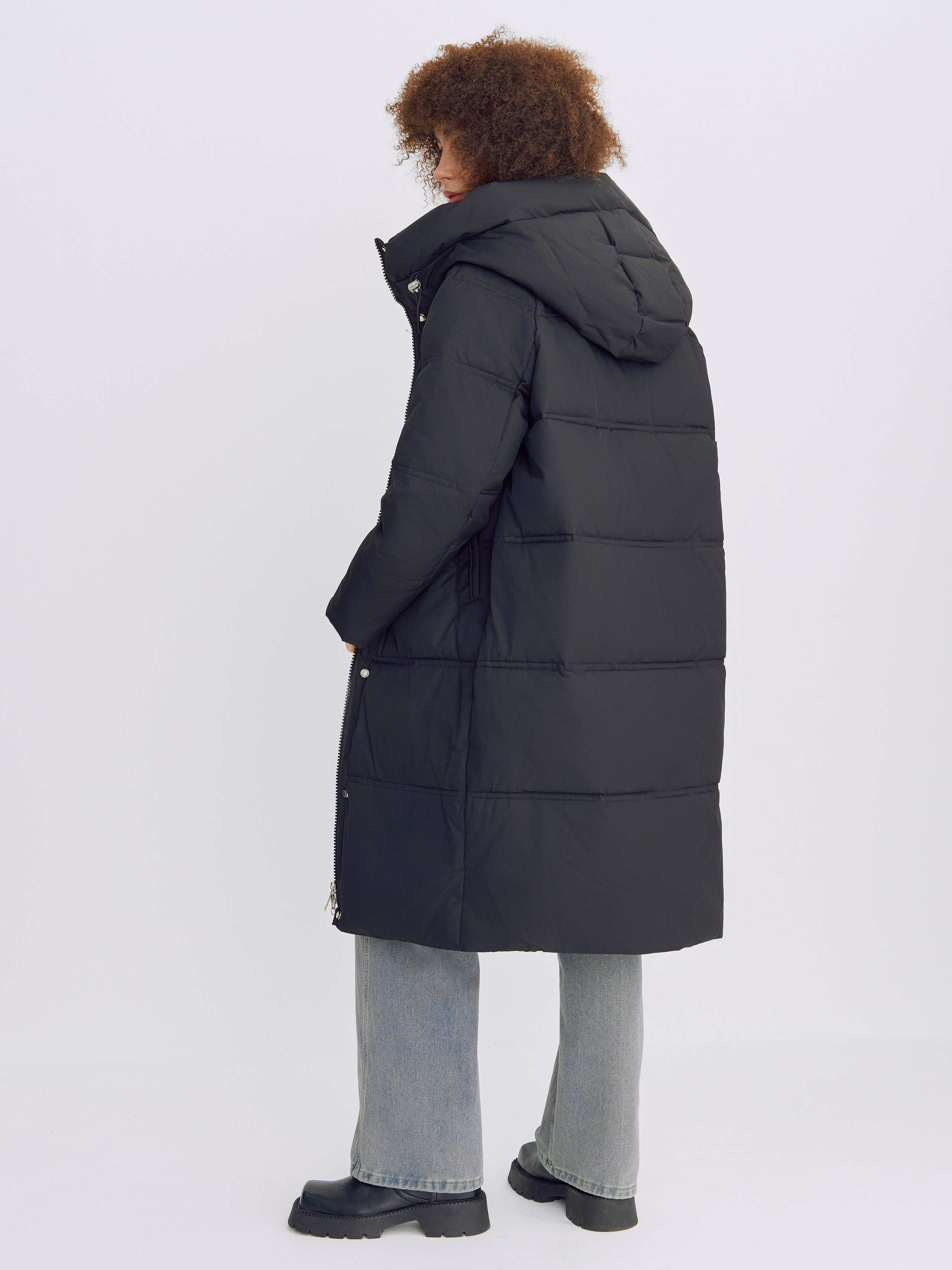 Куртки. Фотограф для маркетплейсов в Москве