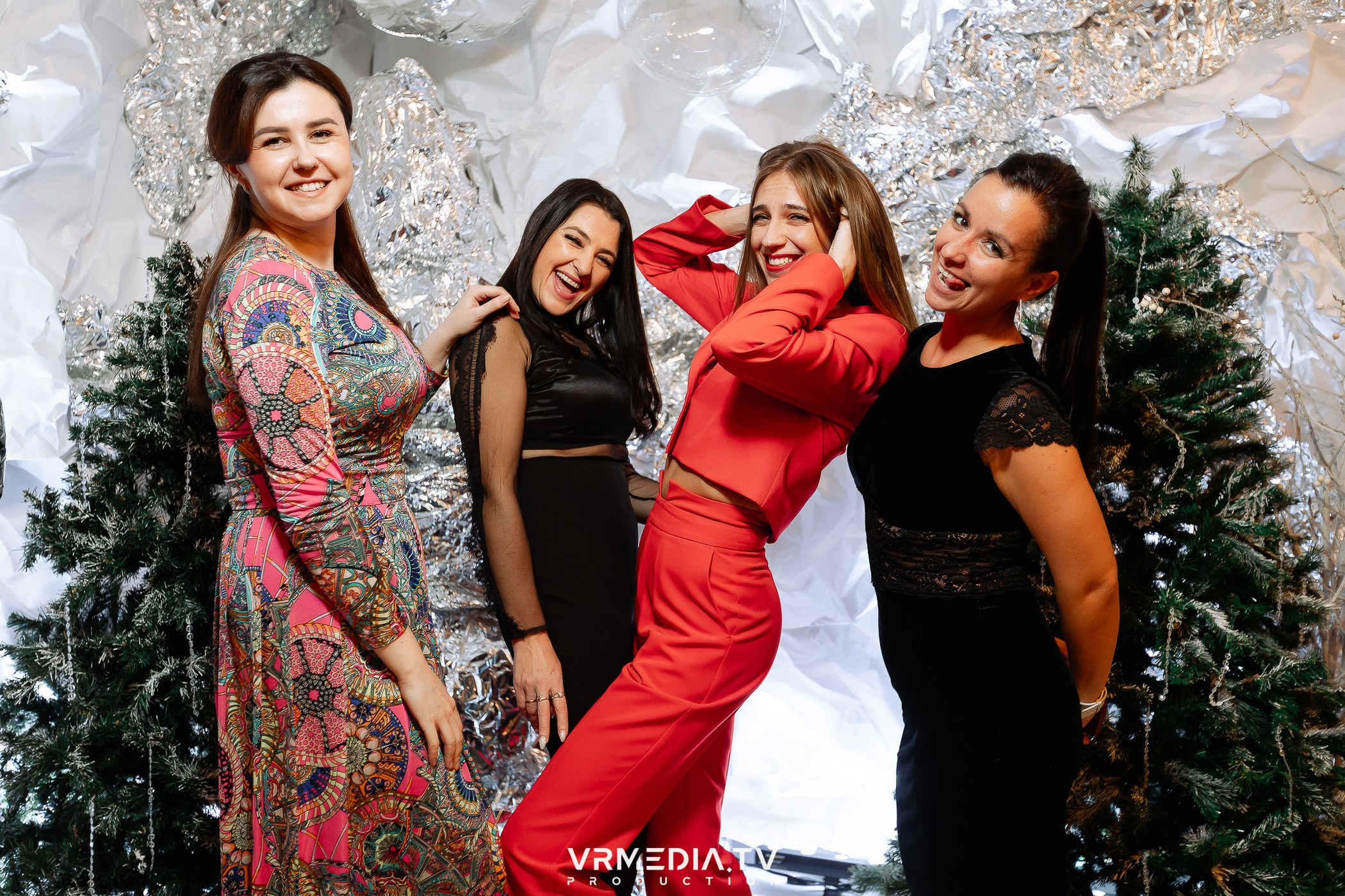 Новогодний вечер в ресторане «Лазурный Берег»