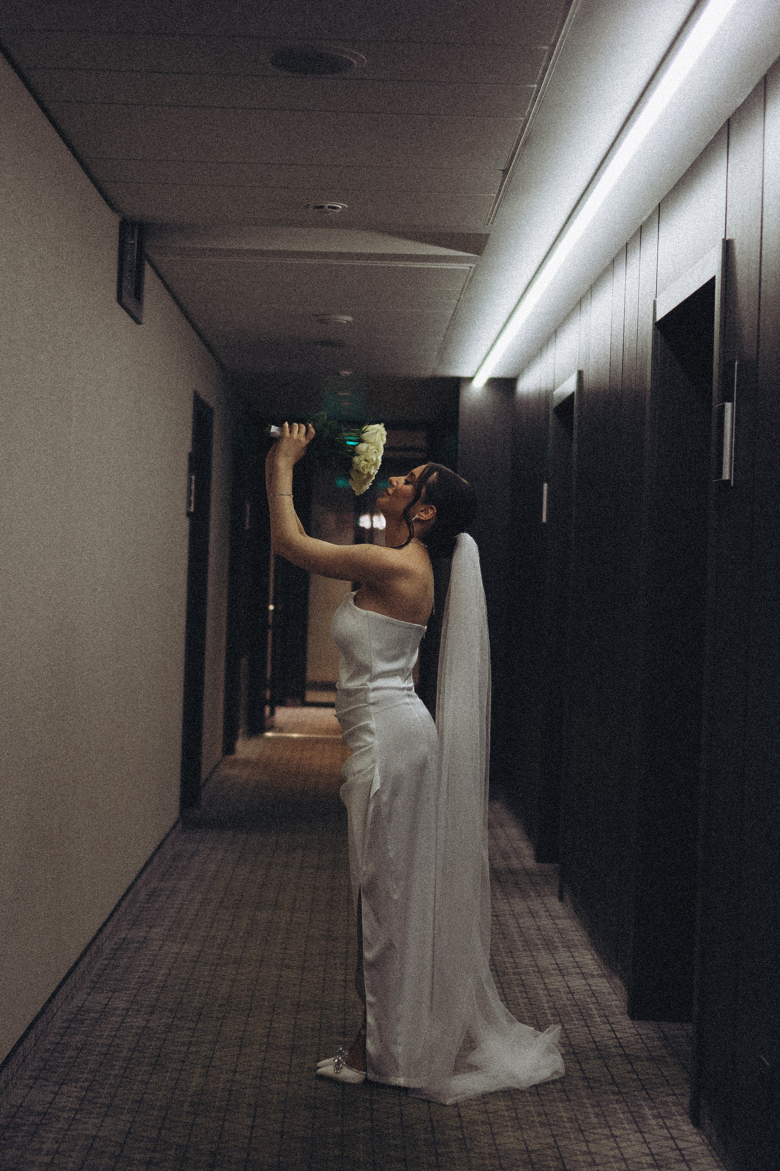 СВАДЕБНАЯ СЬЕМКА СБОРОВ ЖЕНИХА И НЕВЕСТЫ В ОТЕЛЕ И ТАКЖЕ ФОТОСЕССИИЯ В ОТЕЛЕЕ МЕГАПОЛИС БРЯНСК. Профессиональный фотограф, Санкт-Петербург — Виктория Богомолова