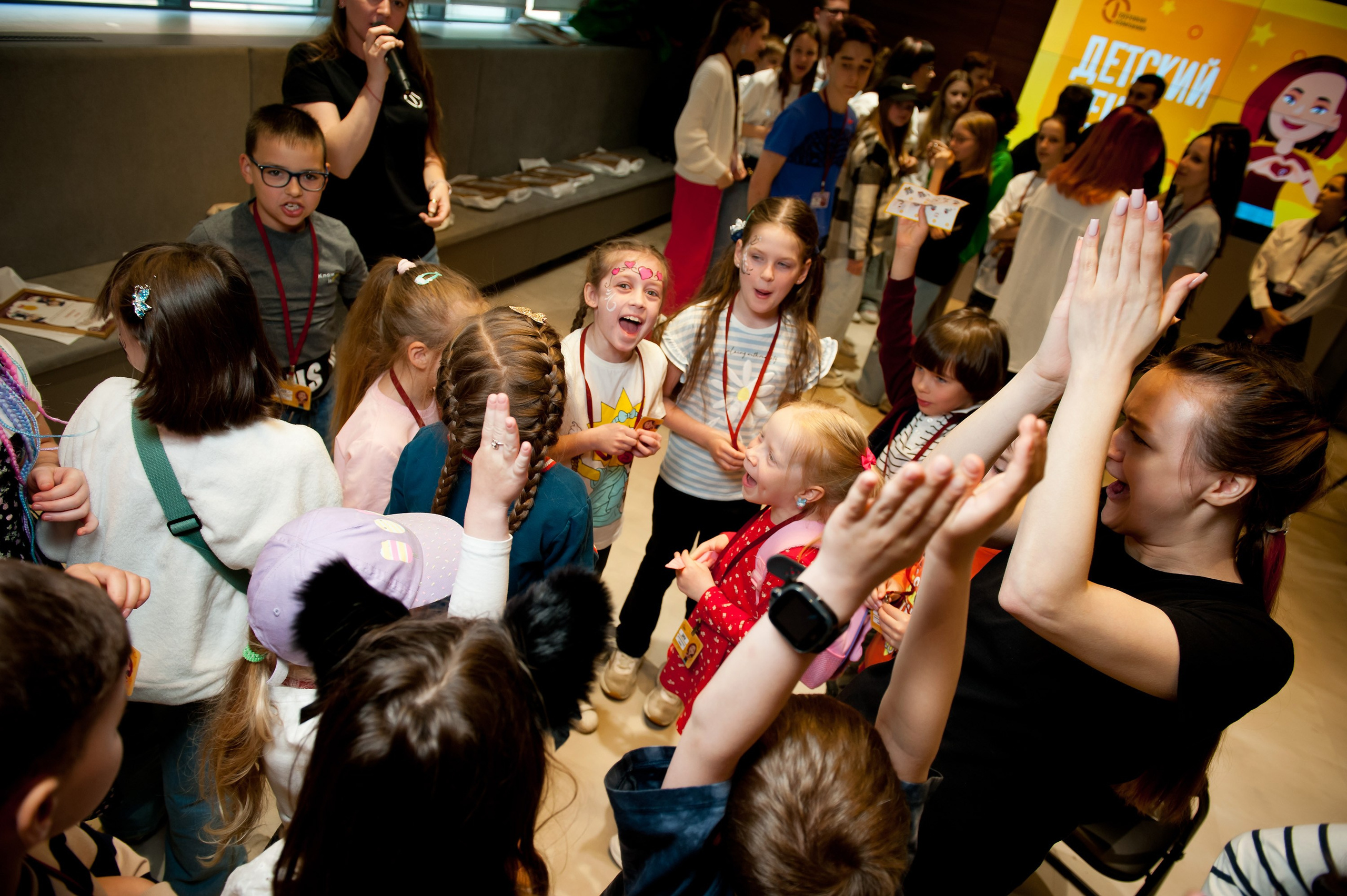 Первая Грузовая Компания — Детский день (офис). Репортажный фотограф и видеограф Слава Думчев. Тимбилдинги, отчетники, корпоративы