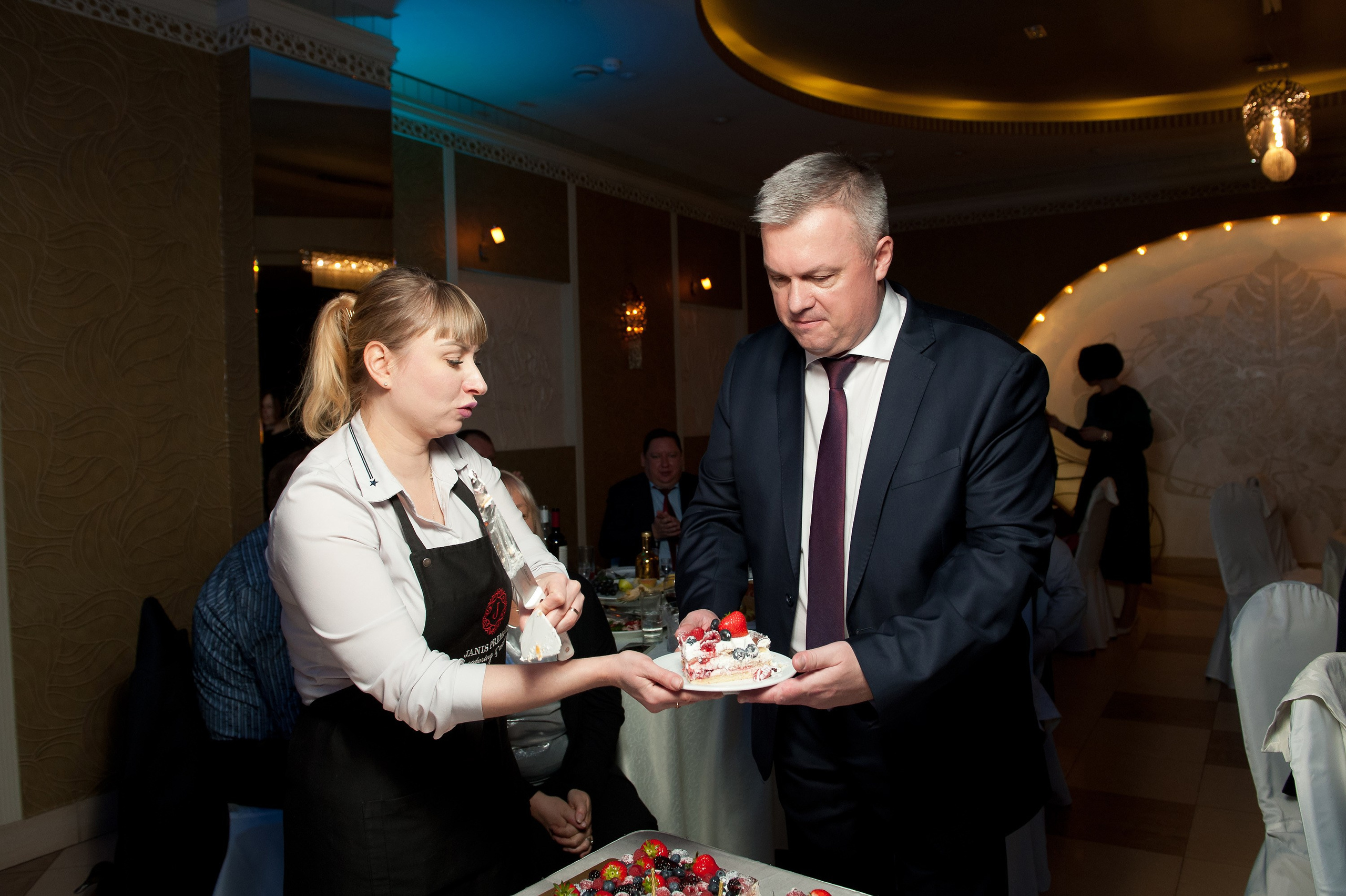 Юбилей Владимира. Репортажный фотограф и видеограф Слава Думчев. Тимбилдинги, отчетники, корпоративы