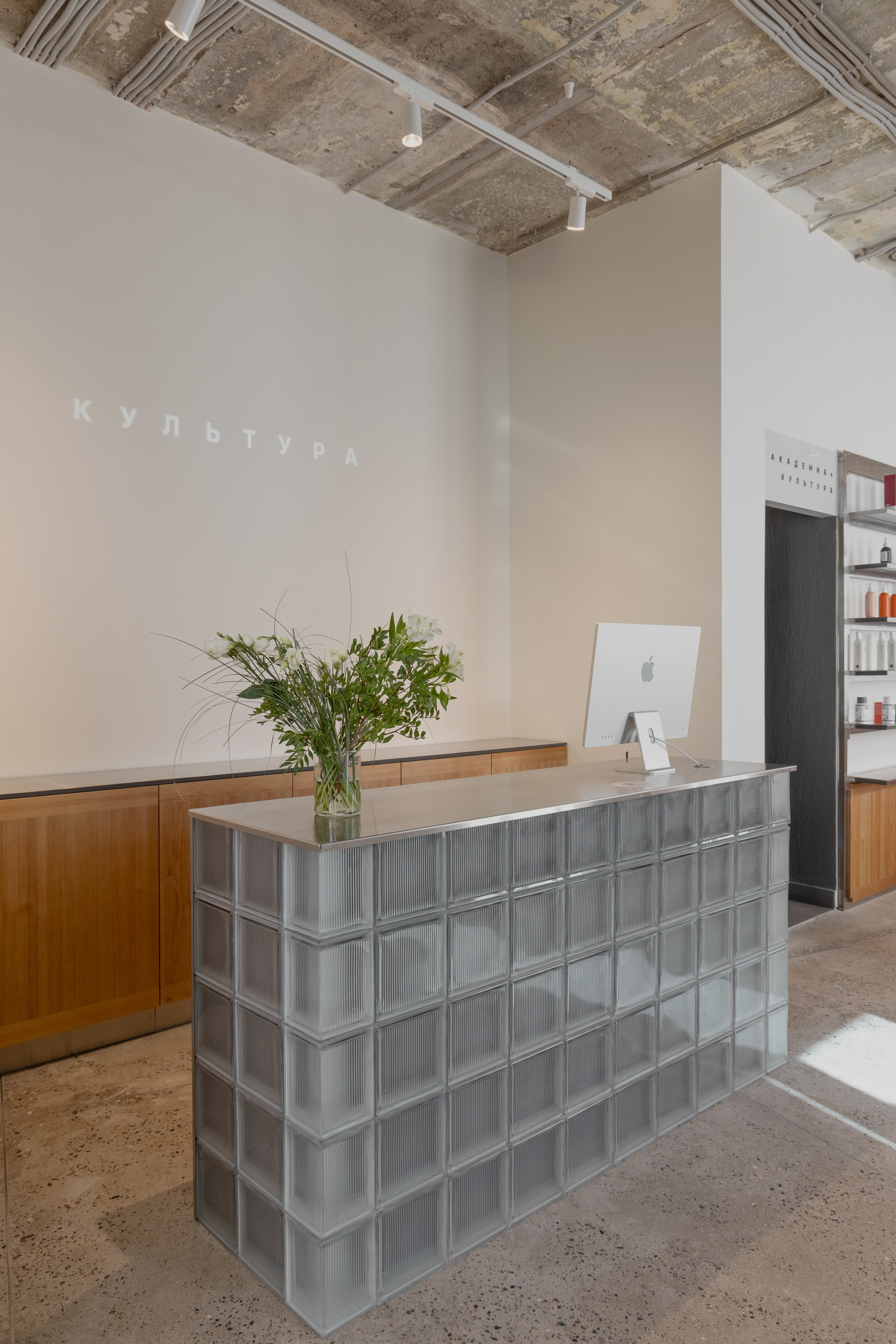 Парикмахерская Культура в Москве. Интерьерный фотограф в Нижнем Новгороде и Москве Владимир Гудков