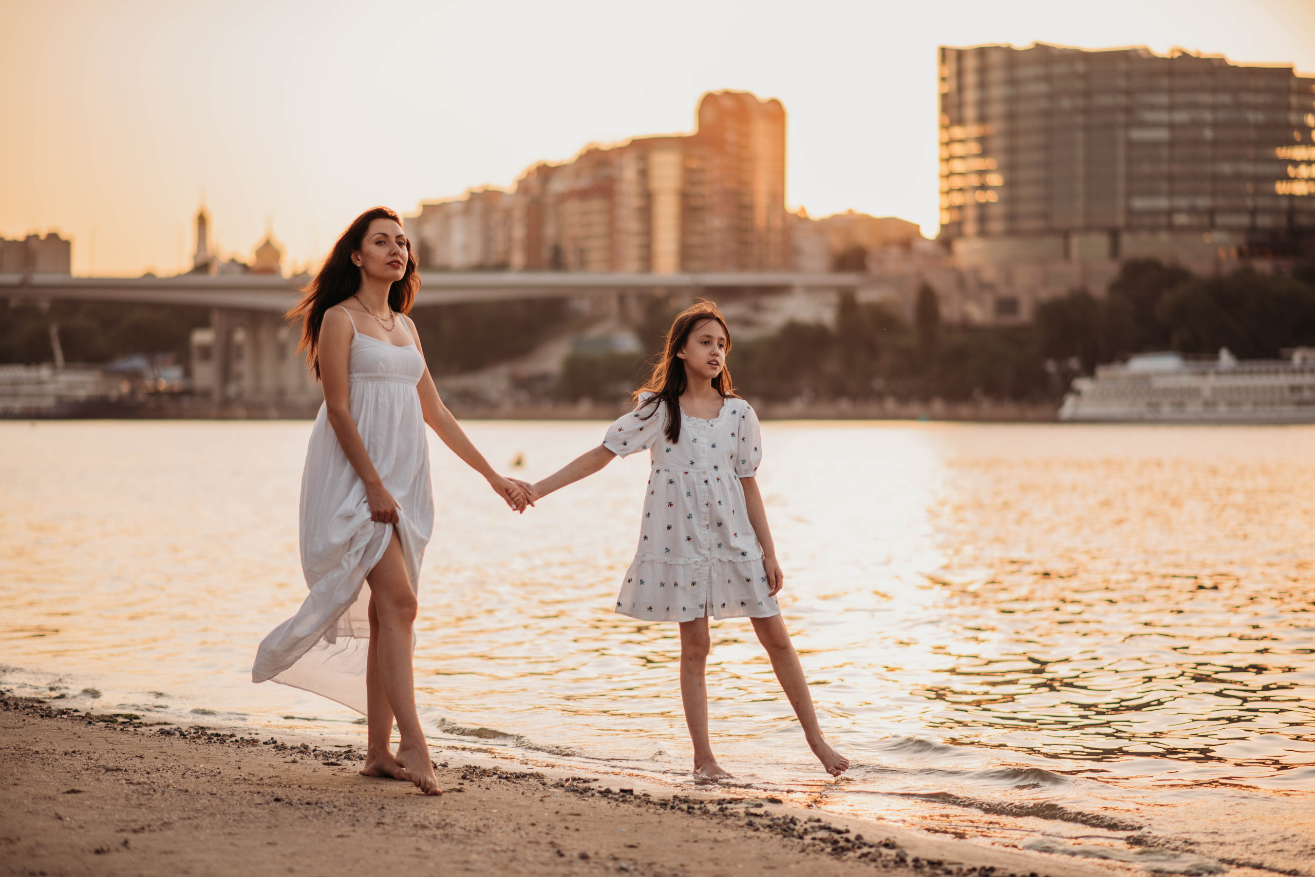 Мария и Лида. Главная