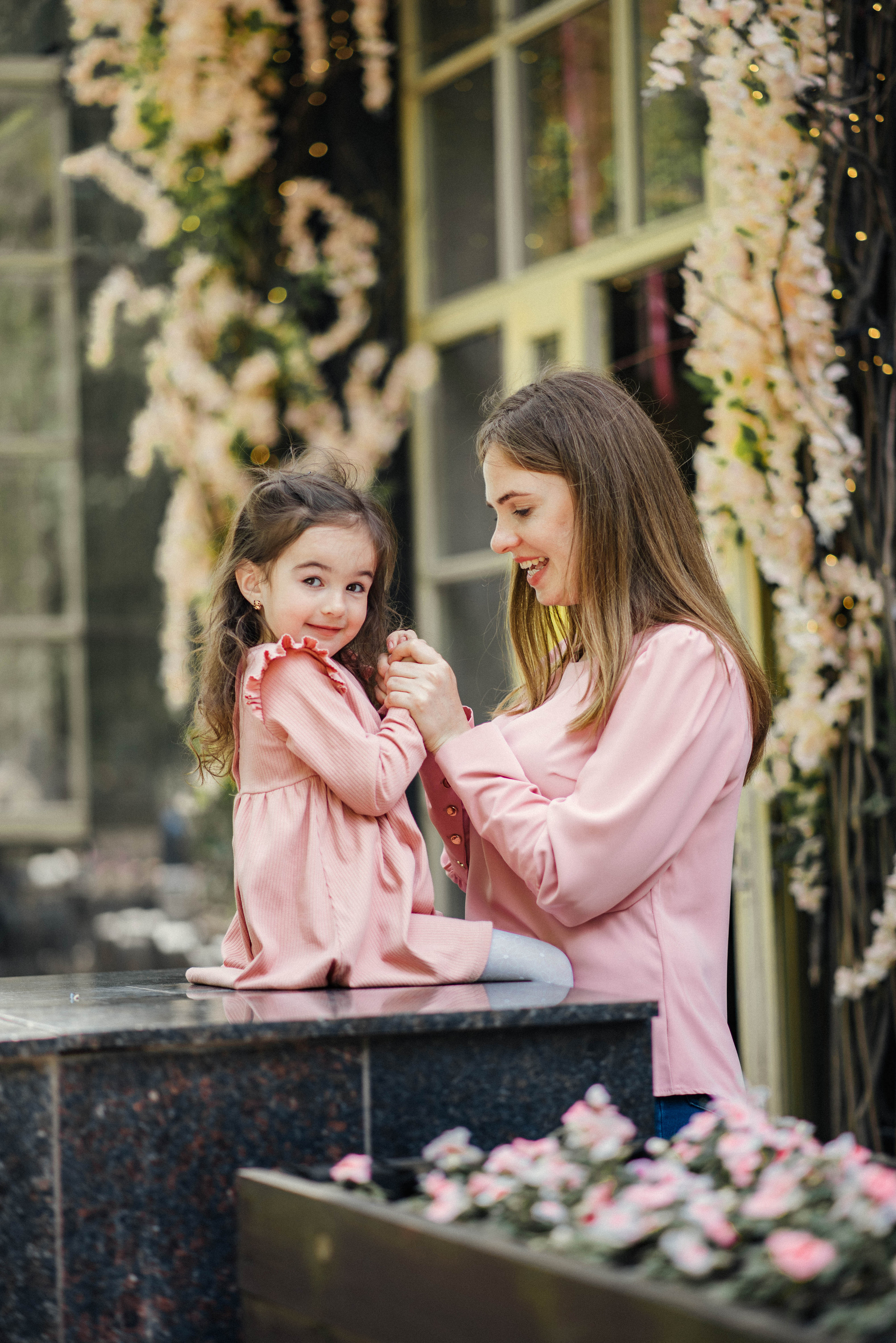 Виктория и Марианна. Главная