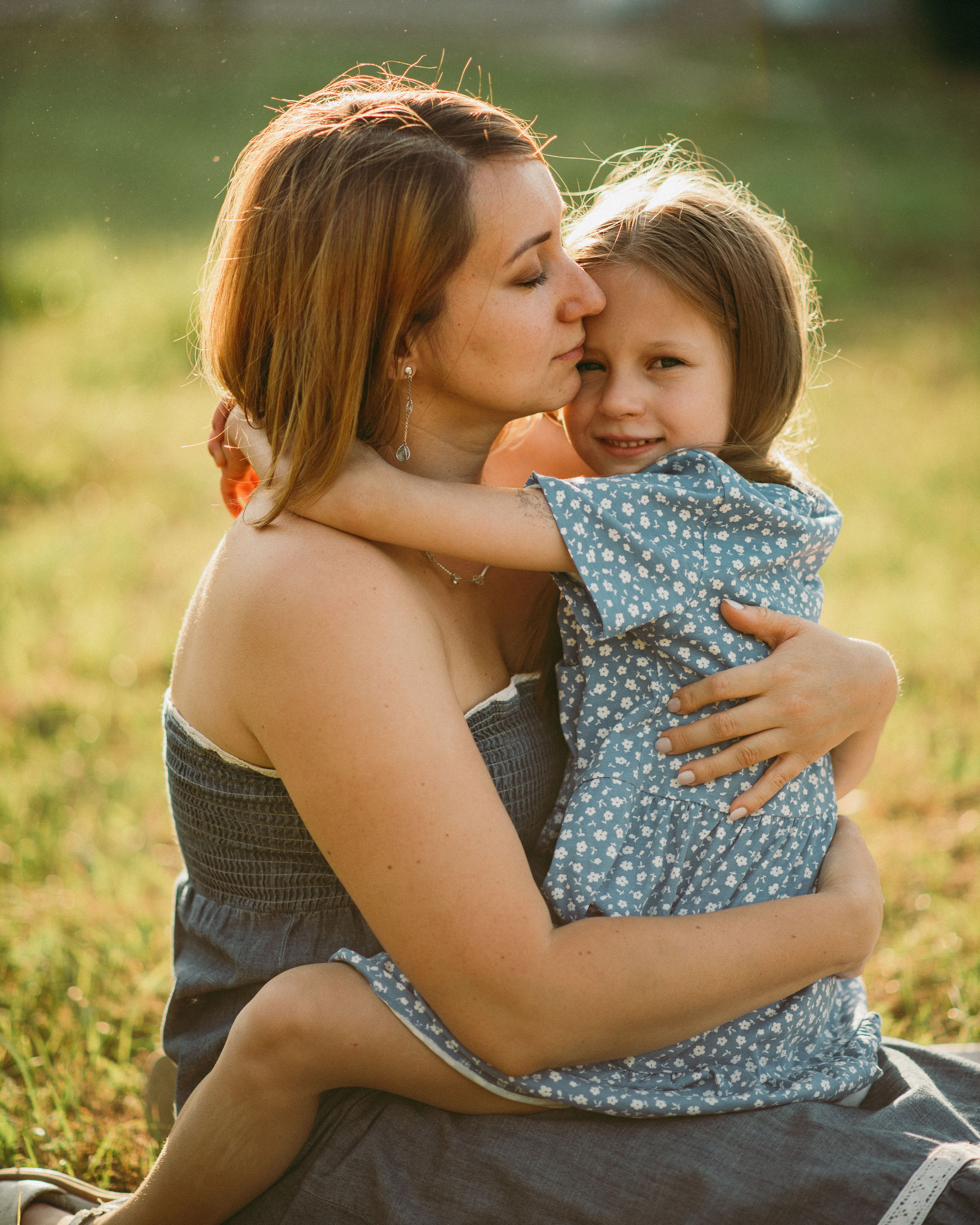 Гуля и Камилла. Главная