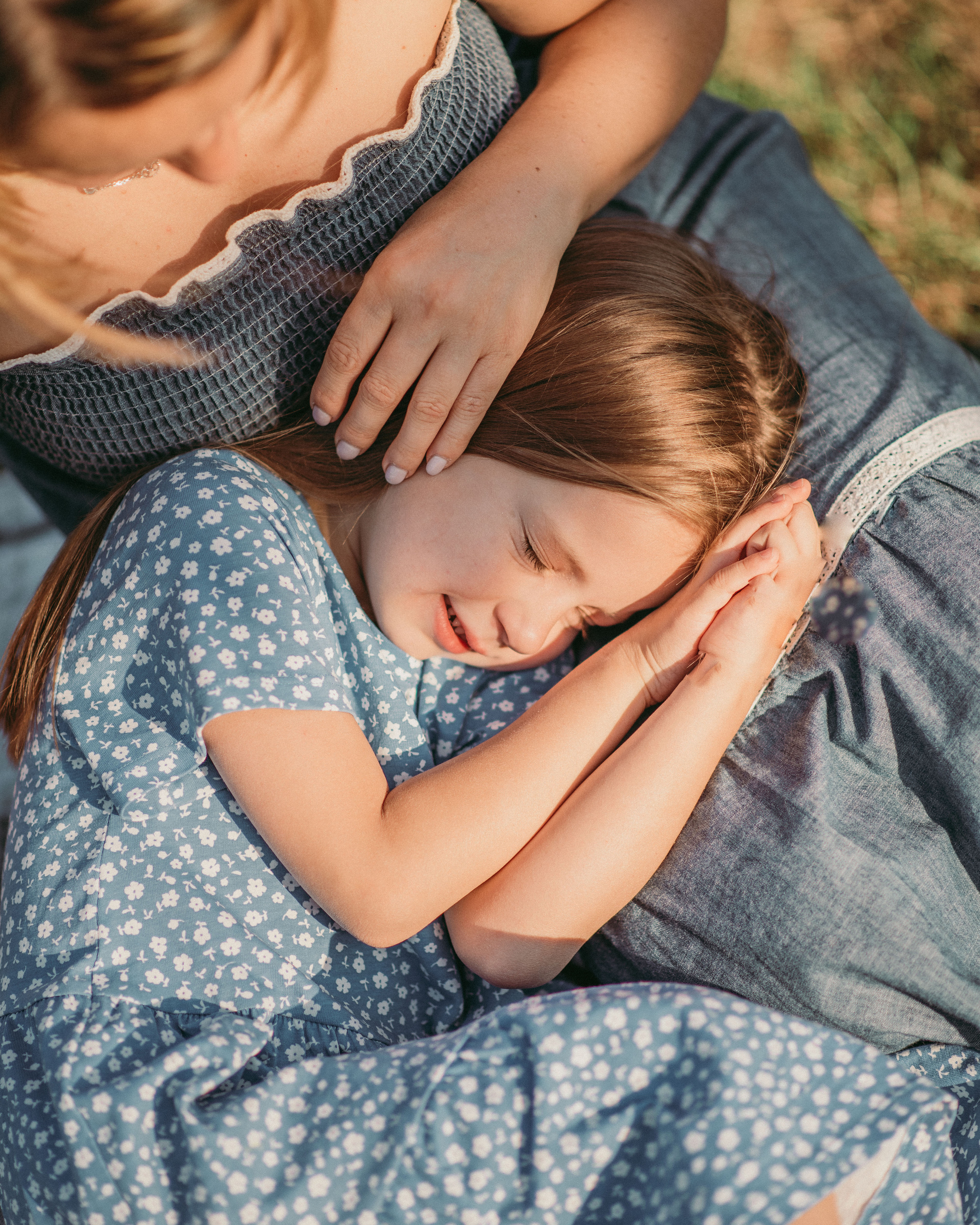 Гуля и Камилла. Главная