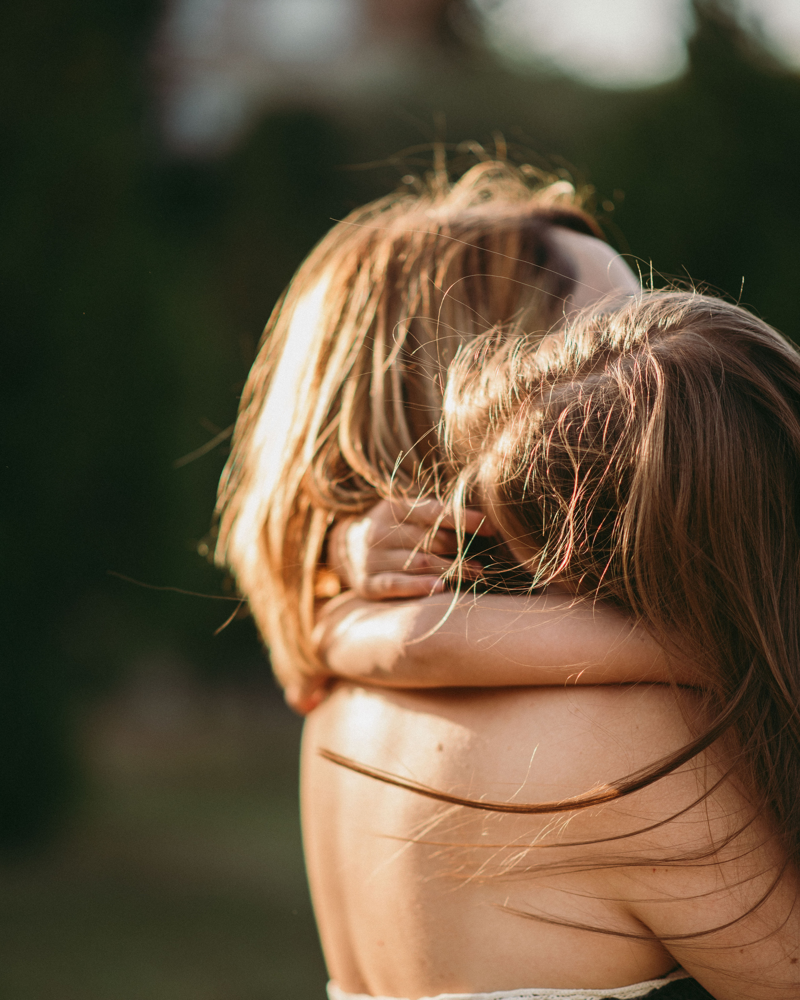 Гуля и Камилла. Главная