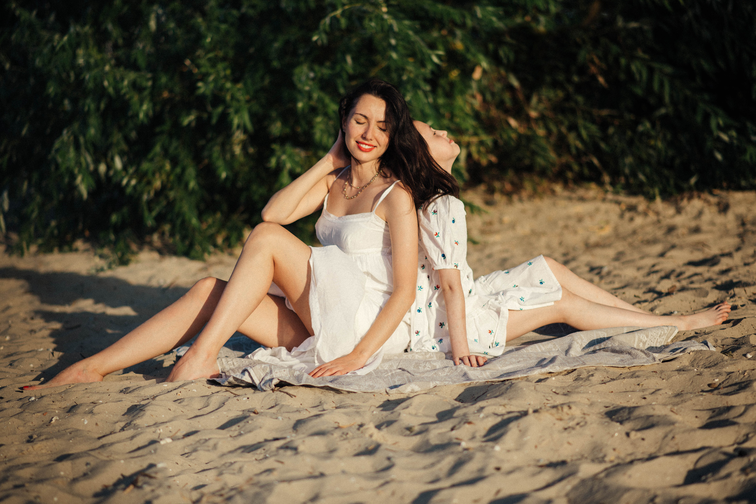 Мария и Лида. Главная