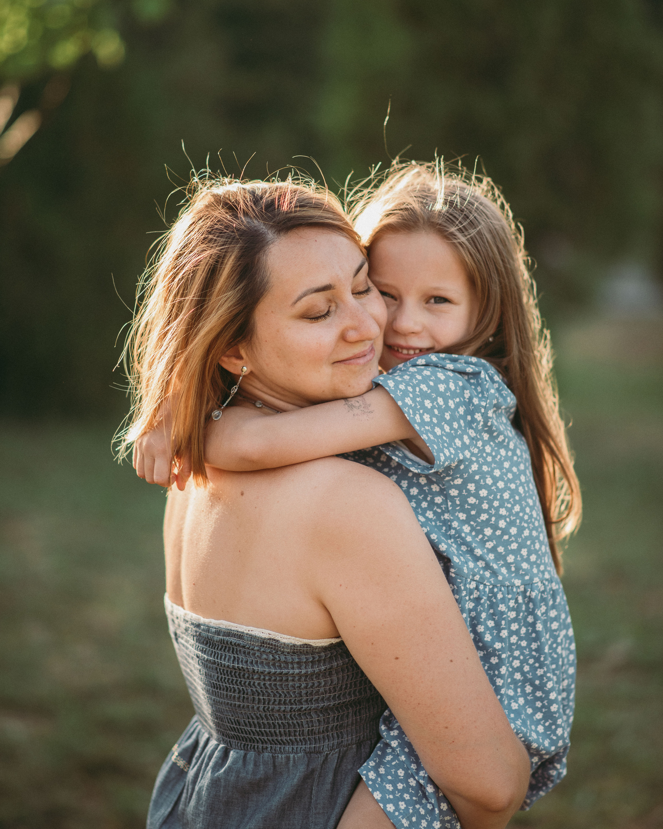 Гуля и Камилла. Главная