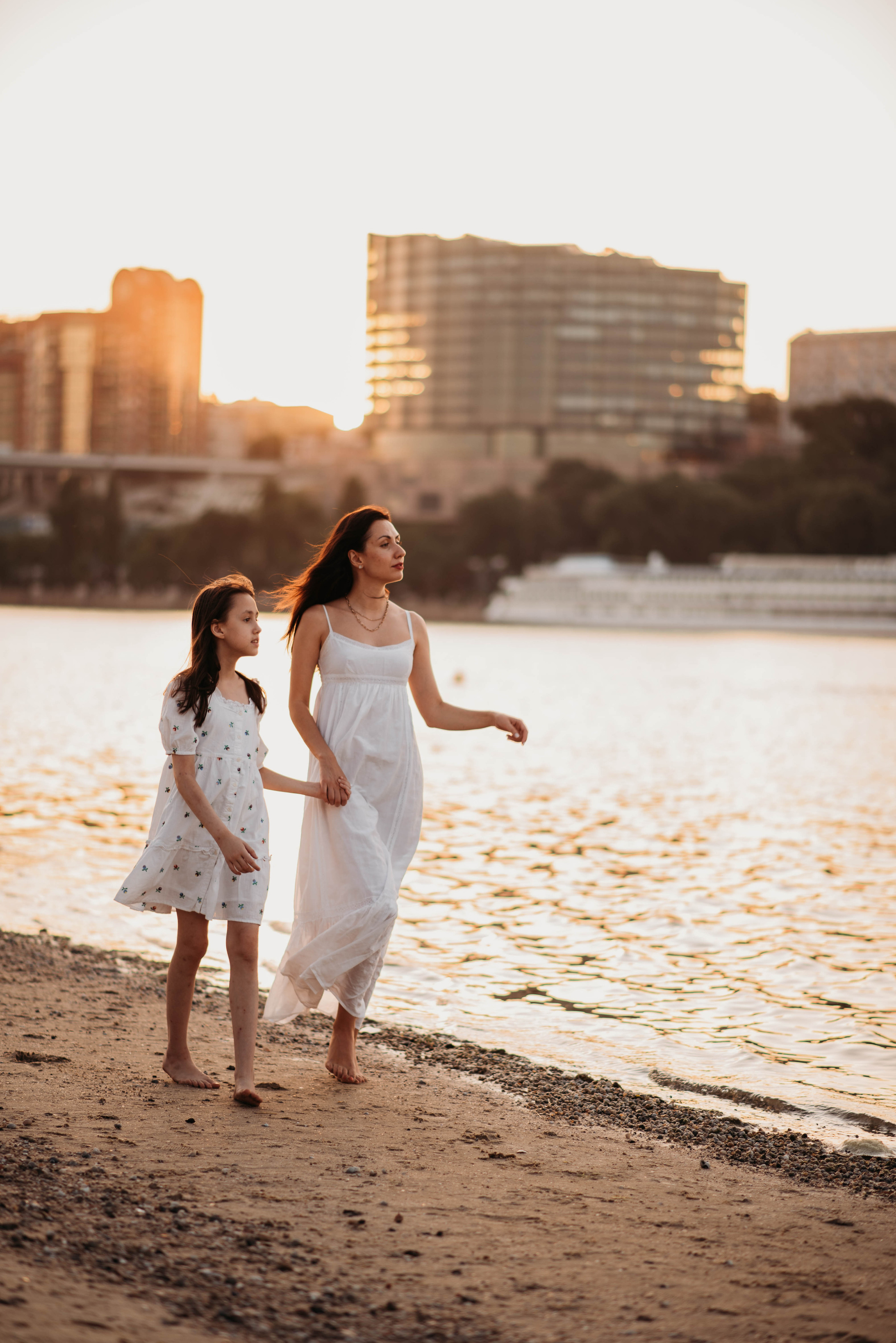 Мария и Лида. Главная