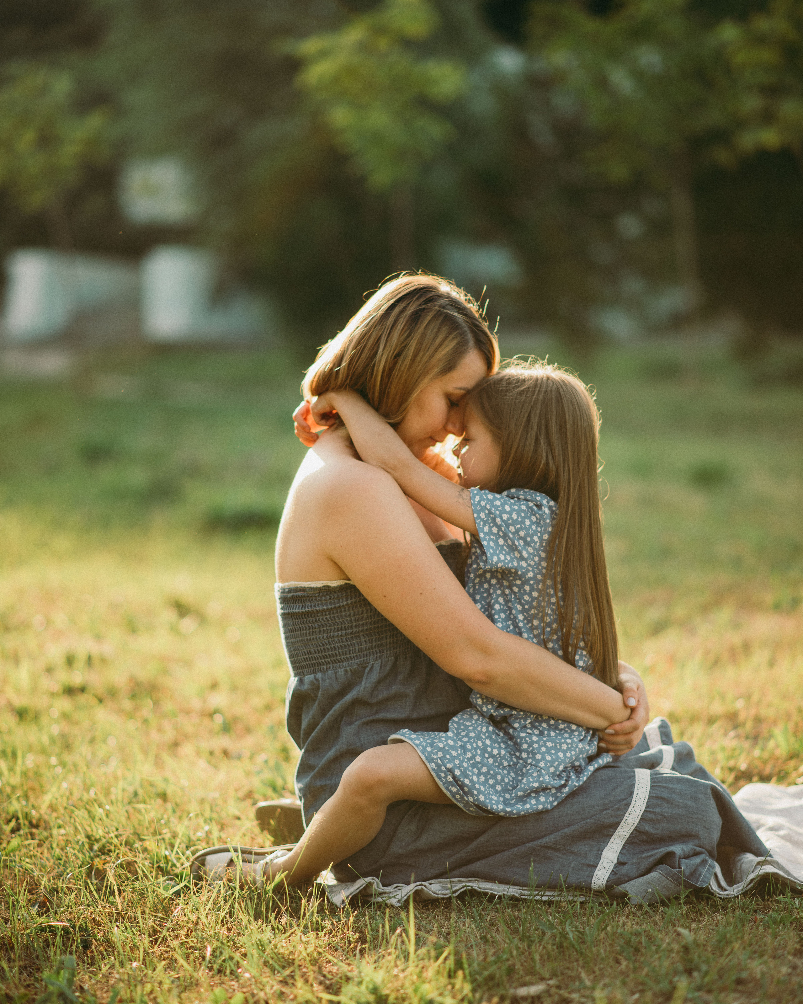 Гуля и Камилла. Главная