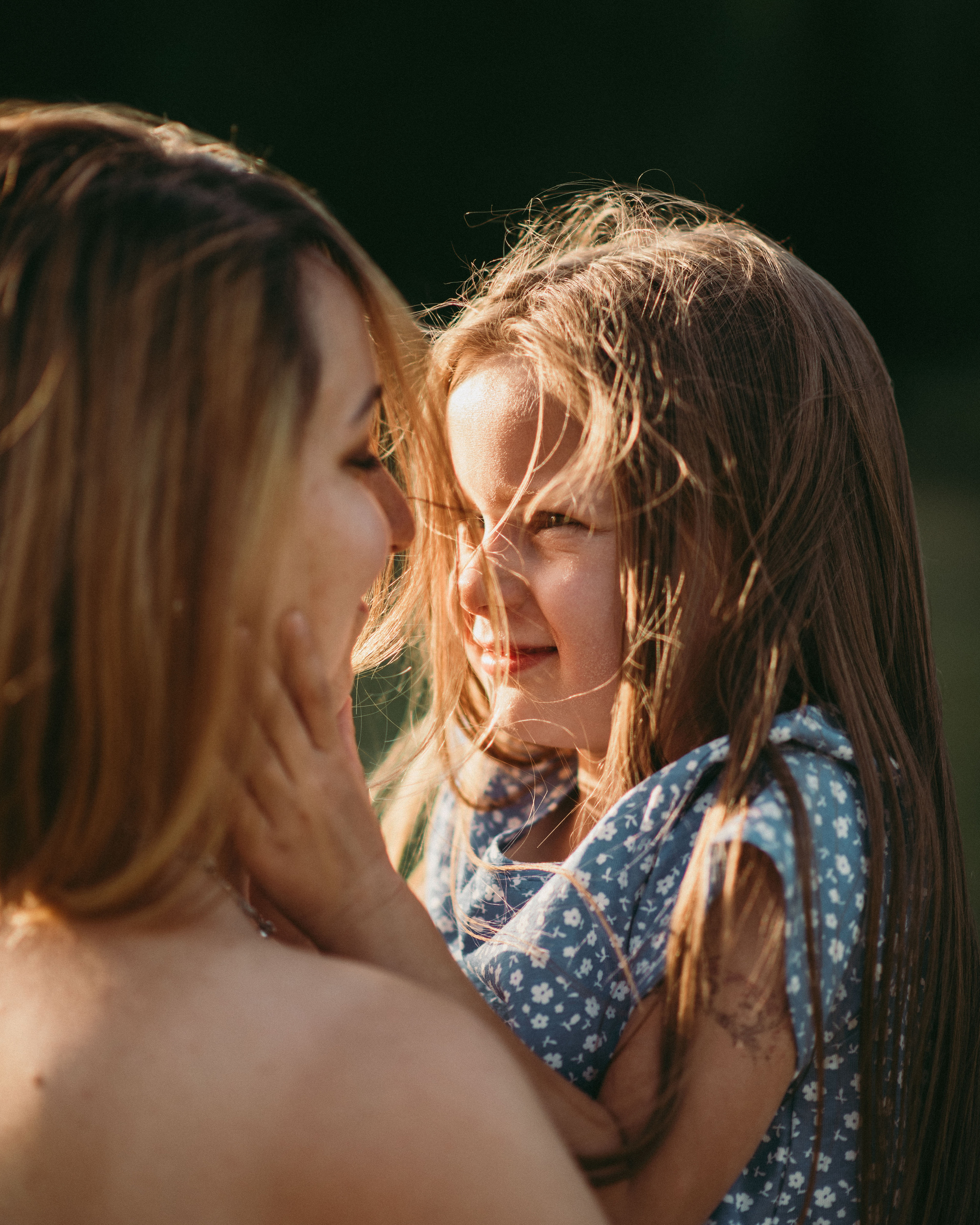 Гуля и Камилла. Главная