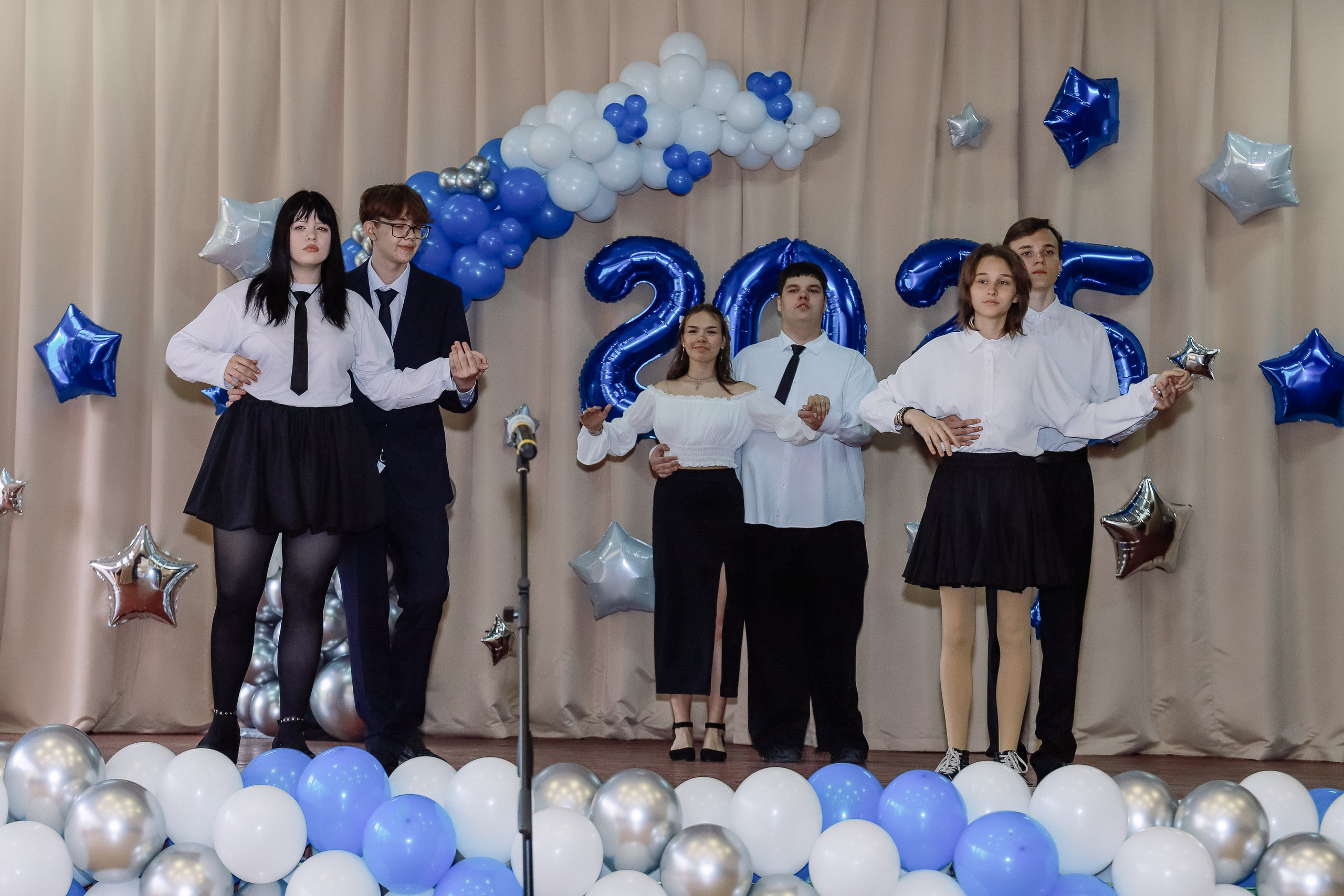 Последний звонок 9 кл № 26. Фотограф Юлия Мальцева