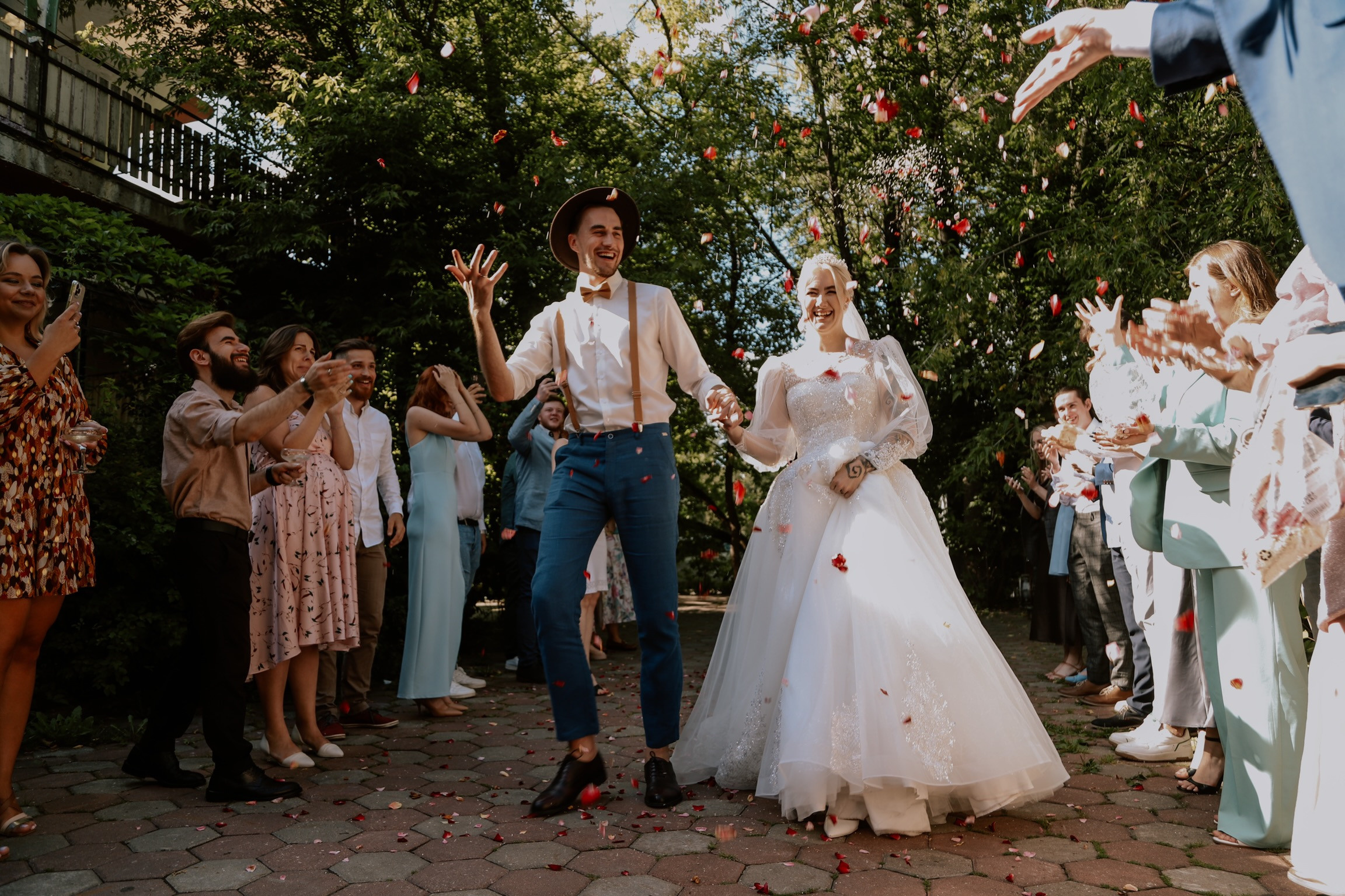 Соня и Денис роспись Царицыно. Фотограф Виктория Волкова