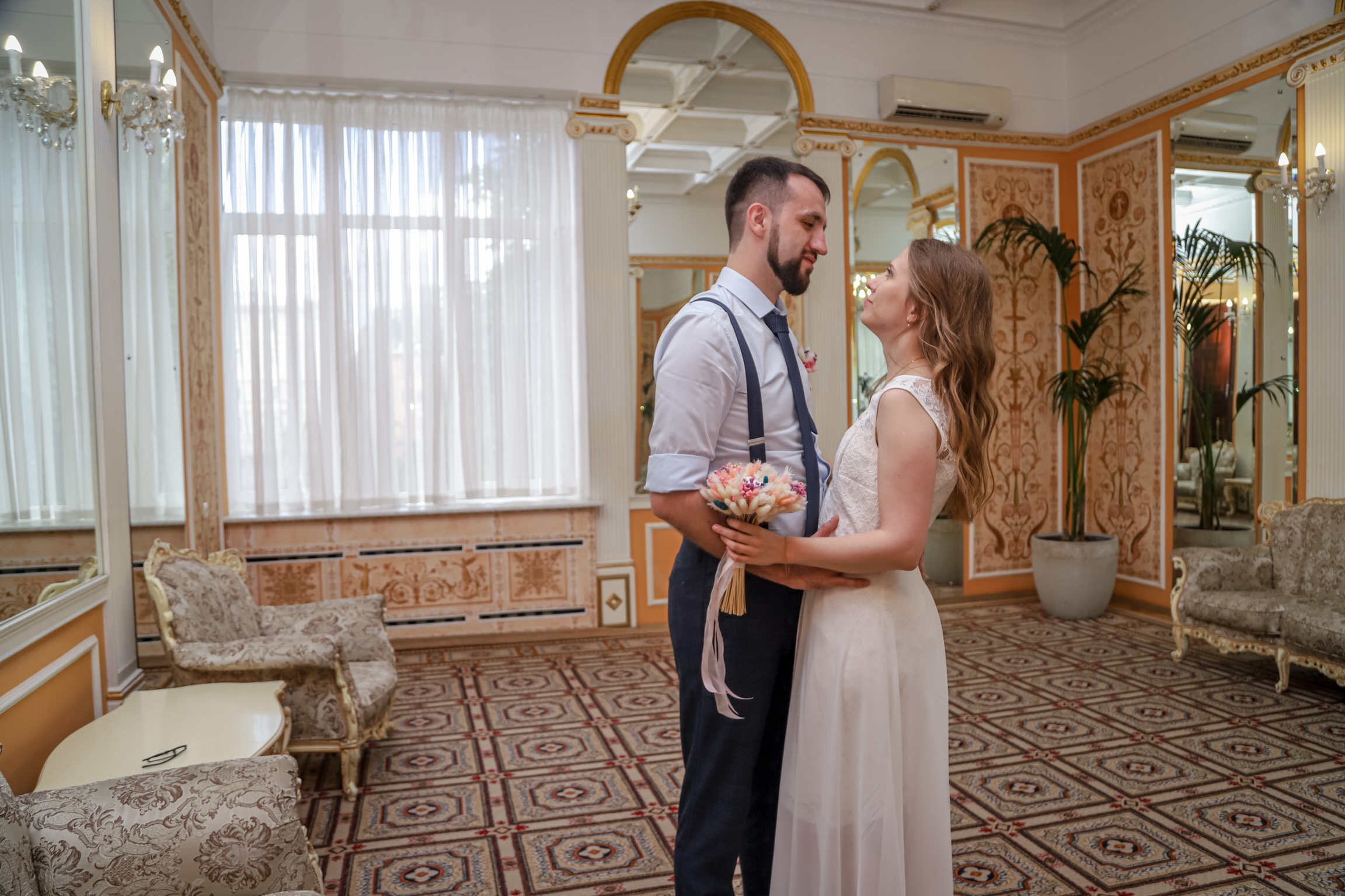 Роспись Грибоедовский загс. Фотограф Виктория Волкова