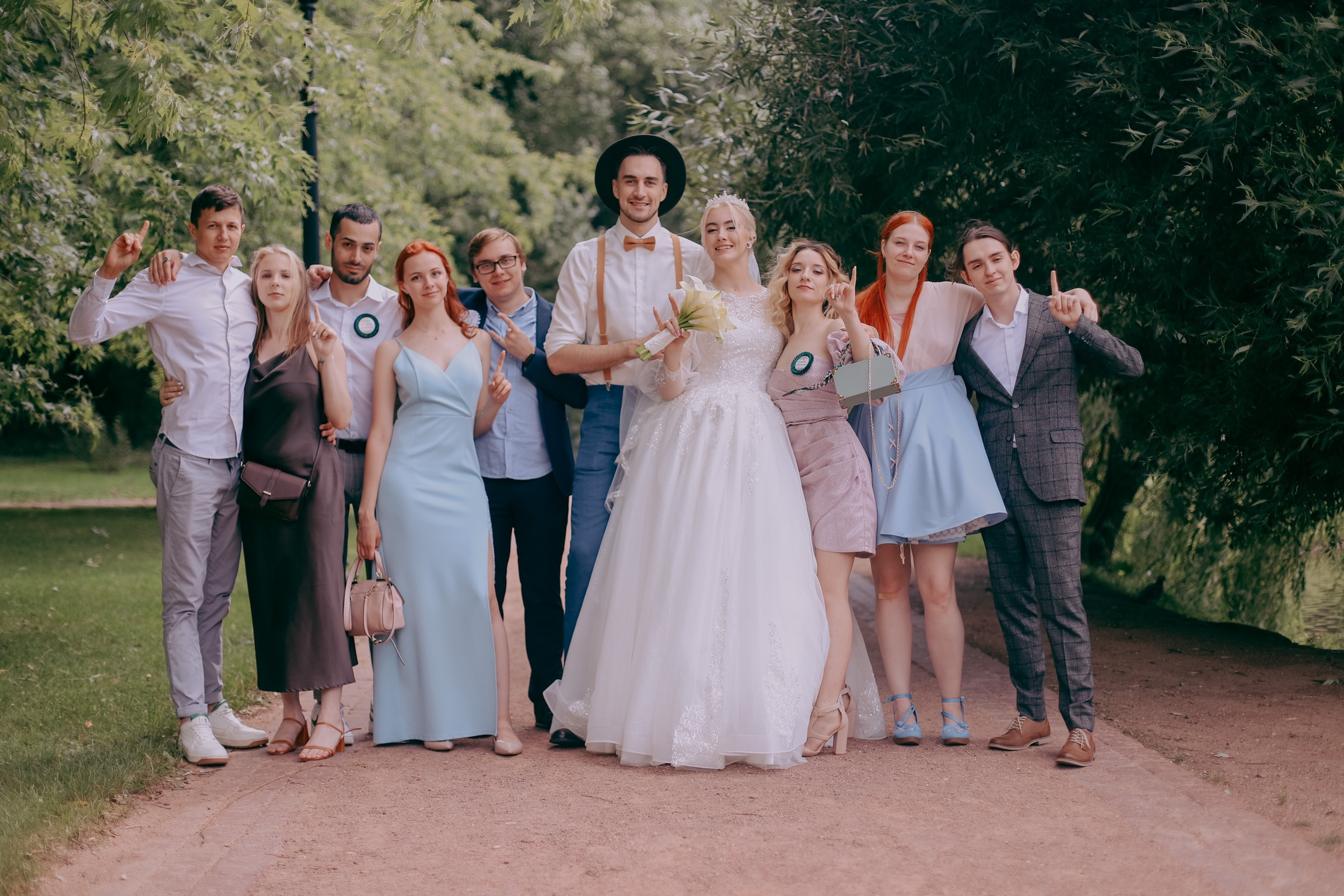 Соня и Денис роспись Царицыно. Фотограф Виктория Волкова