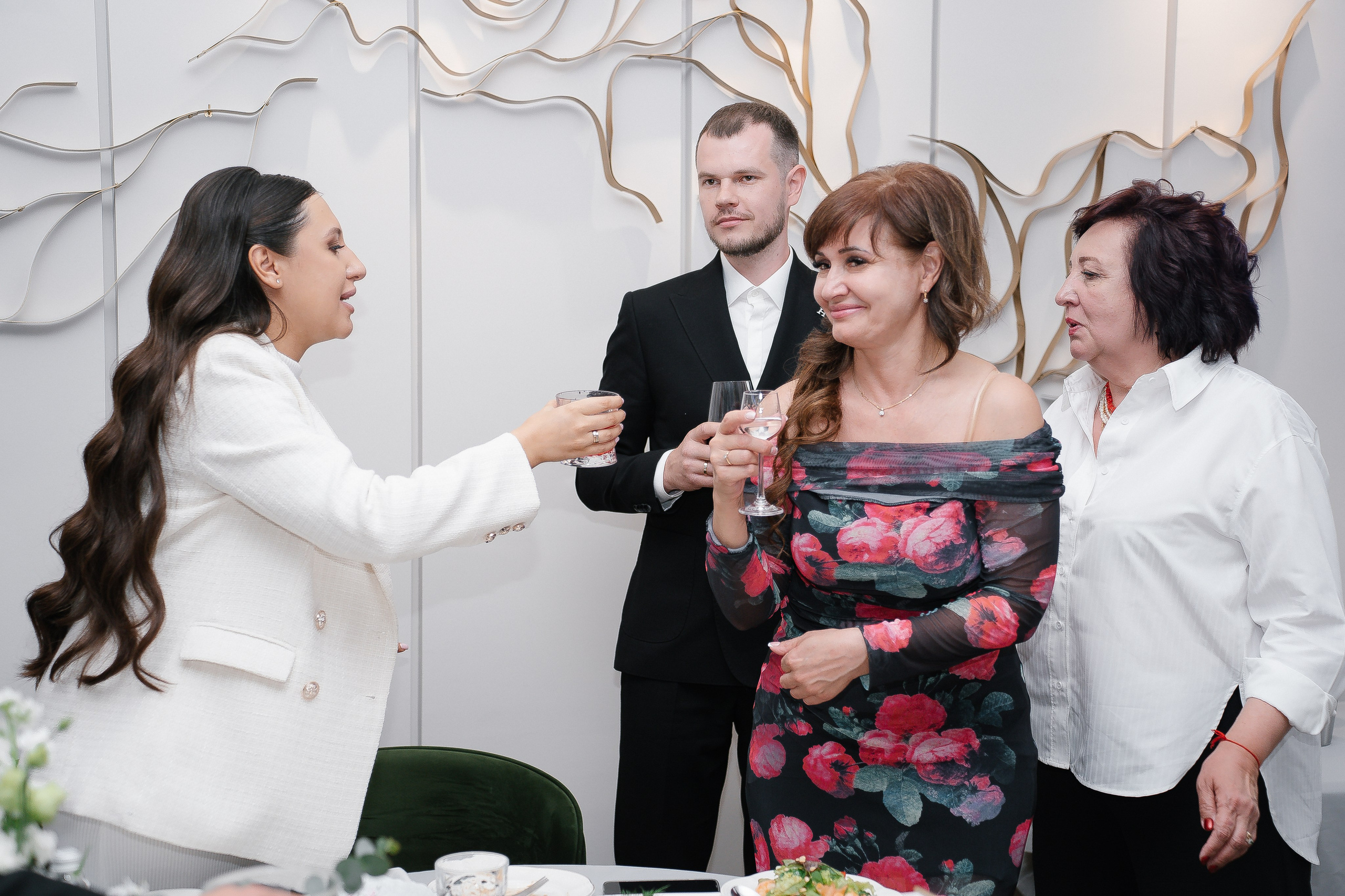 Свадебный банкет. Свадебные фотограф и видеограф в Саратове