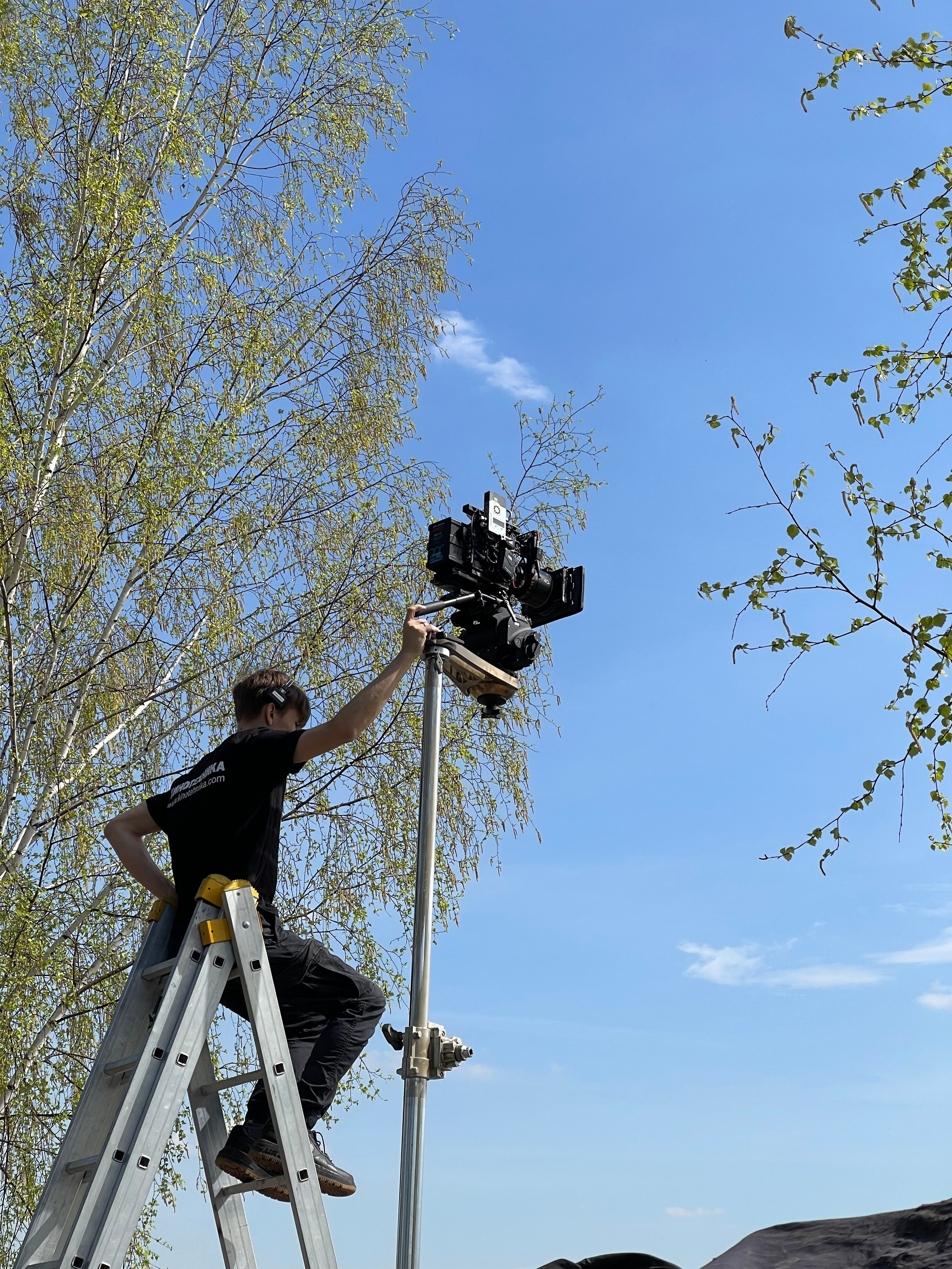 BACKSTAGE GALLERY. «MAK FLAME»