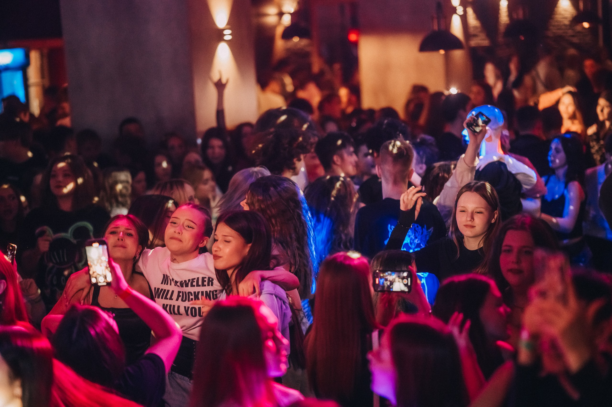 8 MARCH WOMENS DAY PARTY. Фотограф в Кемерово Владислав Шульц