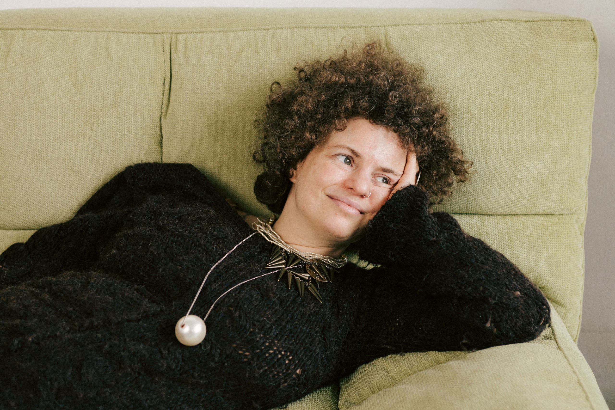 Белла. Студия