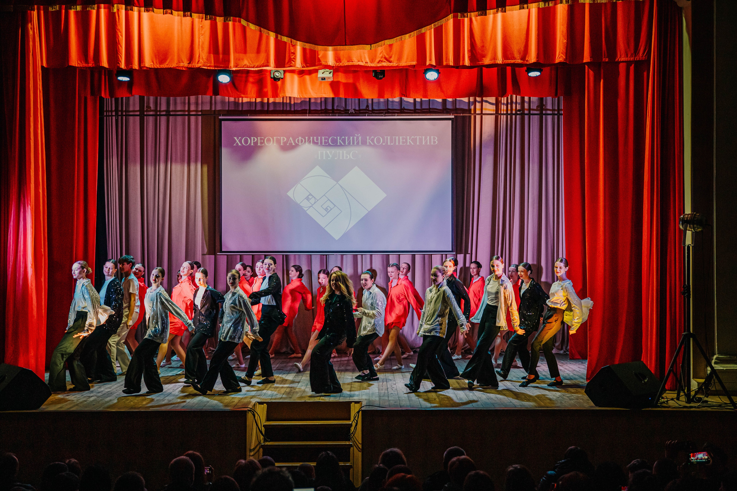 Отчетный концерт хореографического коллектива Пульс!. Фотограф Дарья Маташкова