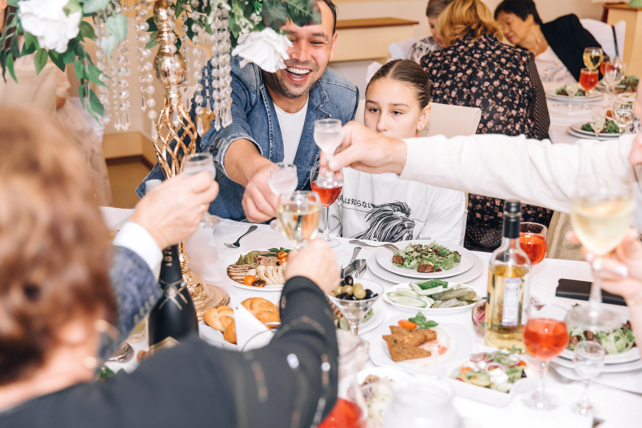 Юбилей. Ресторан Лада. Школьный и детский фотограф в Южно-Сахалинске Анастасия Лескова