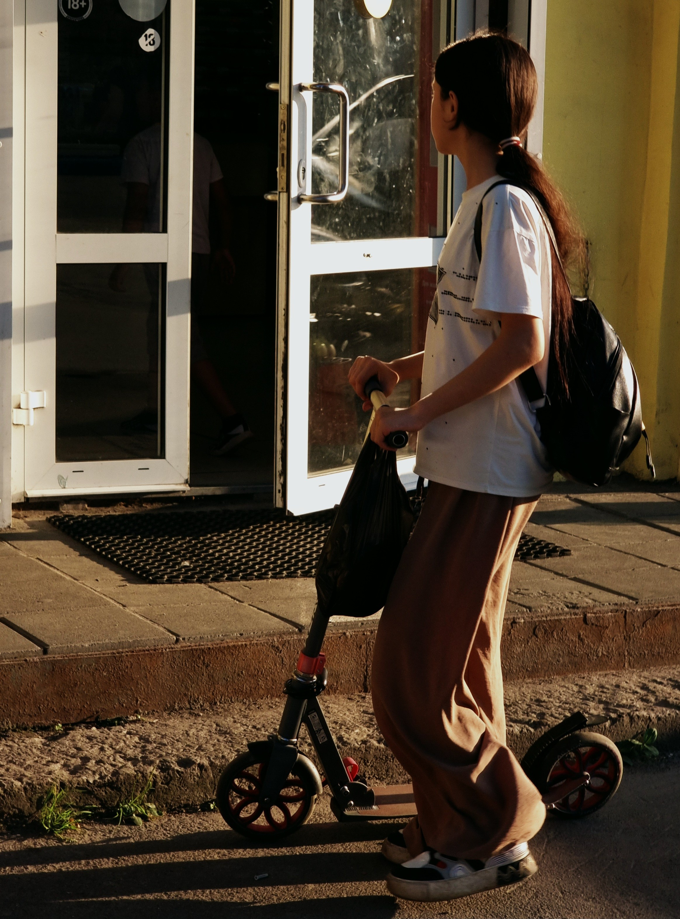 Июль 2025. Den Mirov — Фотограф, Музыкант