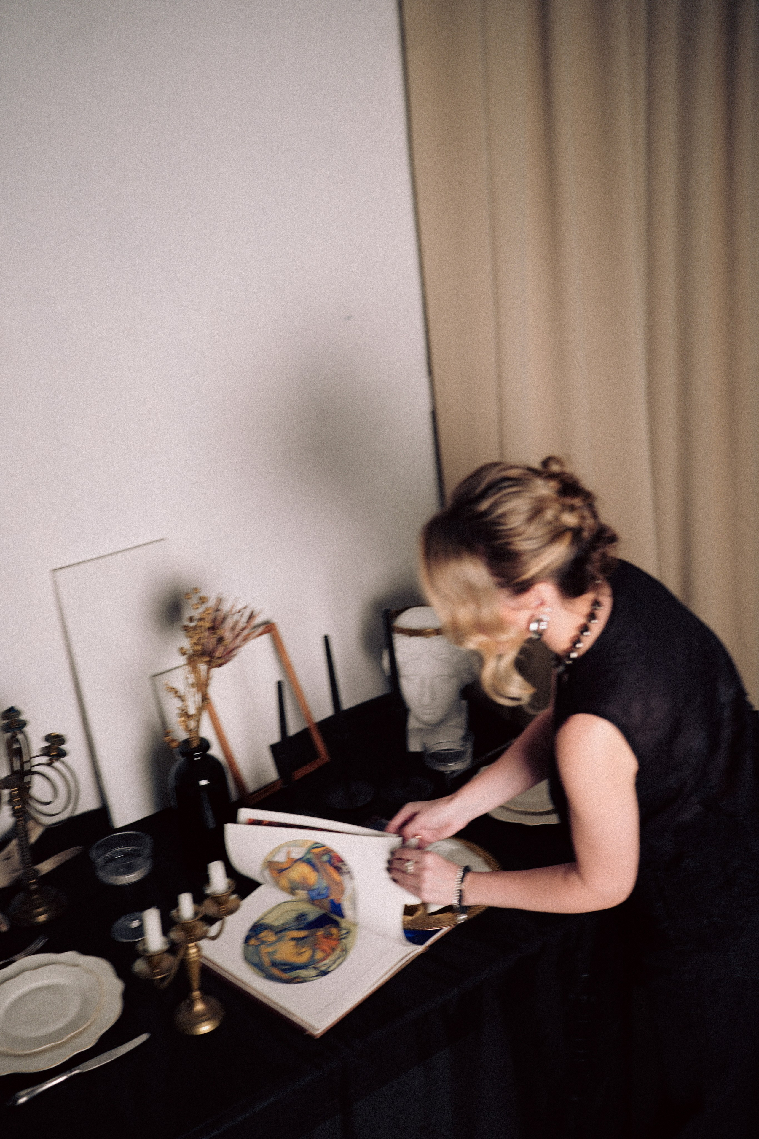 НОВОГОДНЯЯ ФОТОСЕСИИЯ В СТУДИИ ДЛЯ ДЕВУШКИ И ПРОГУЛКА ПО ЧЕРНЫШЕВСКОЙ. Профессиональный фотограф, Санкт-Петербург — Виктория Богомолова