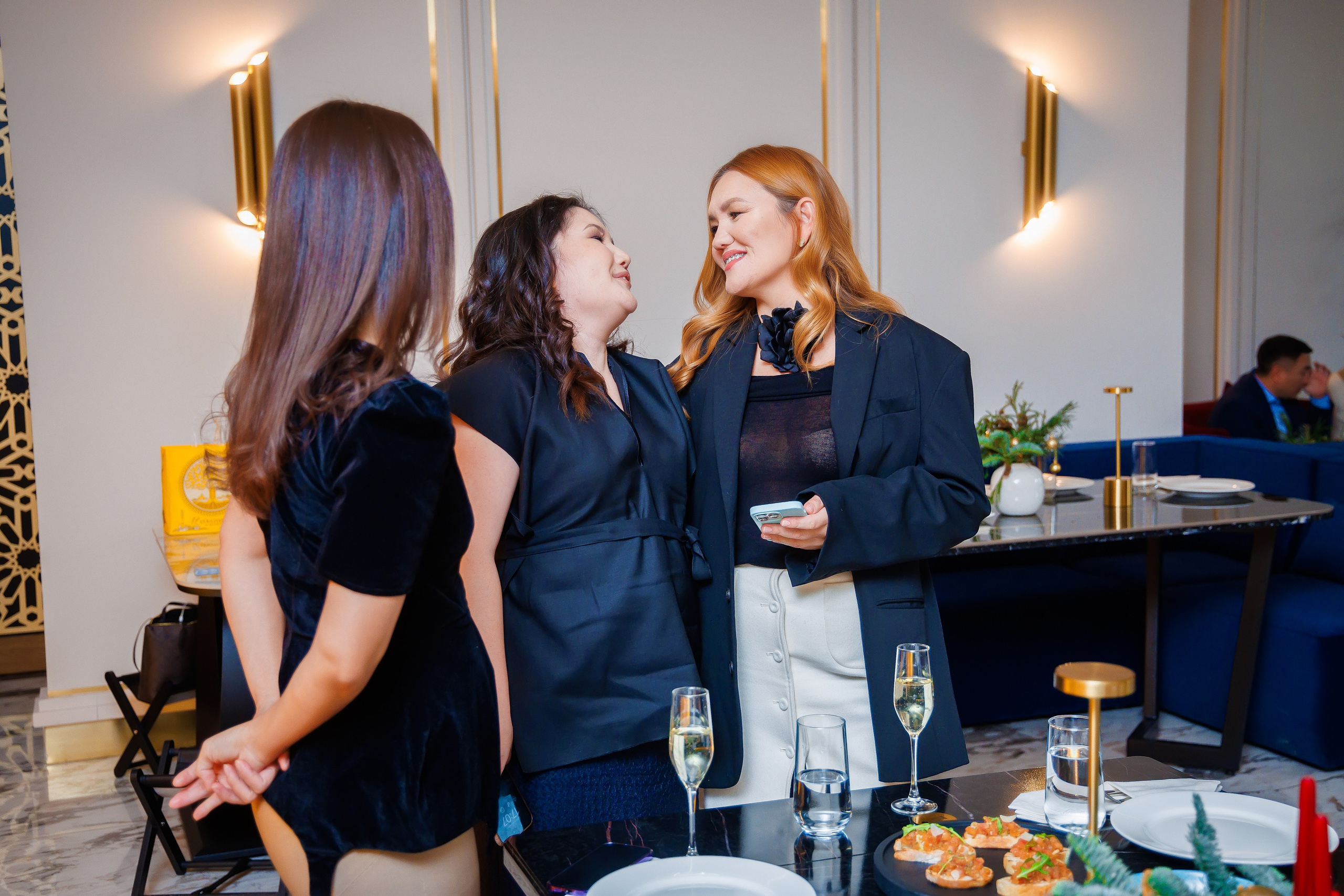 Мероприятие в заведении. Семейный и Свадебный фотограф в Астане Александр Астапов