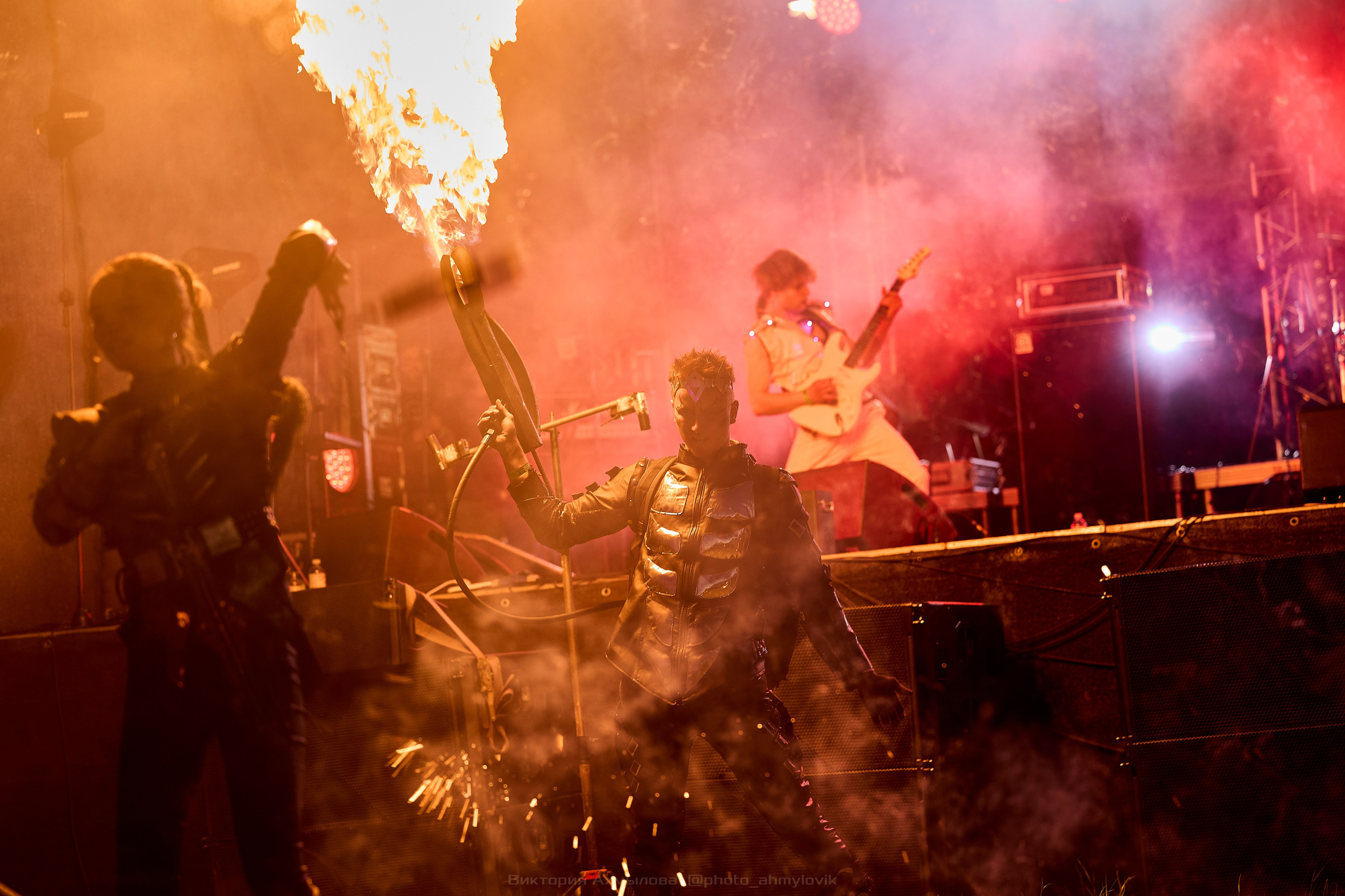 23.05.2026 FIRE SHOW на Rock on The Water. Виктория Ахмылова. Фотограф в Москве