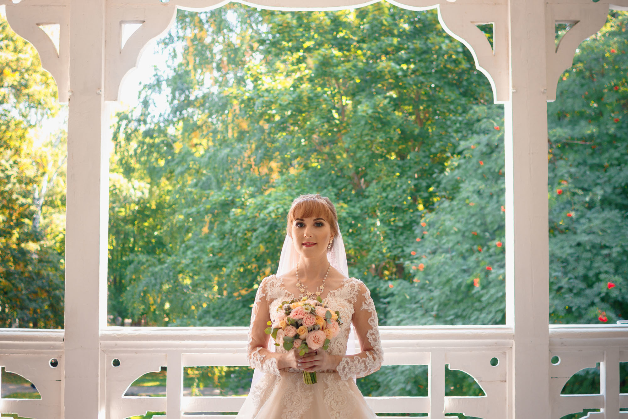 Невеста с букетом