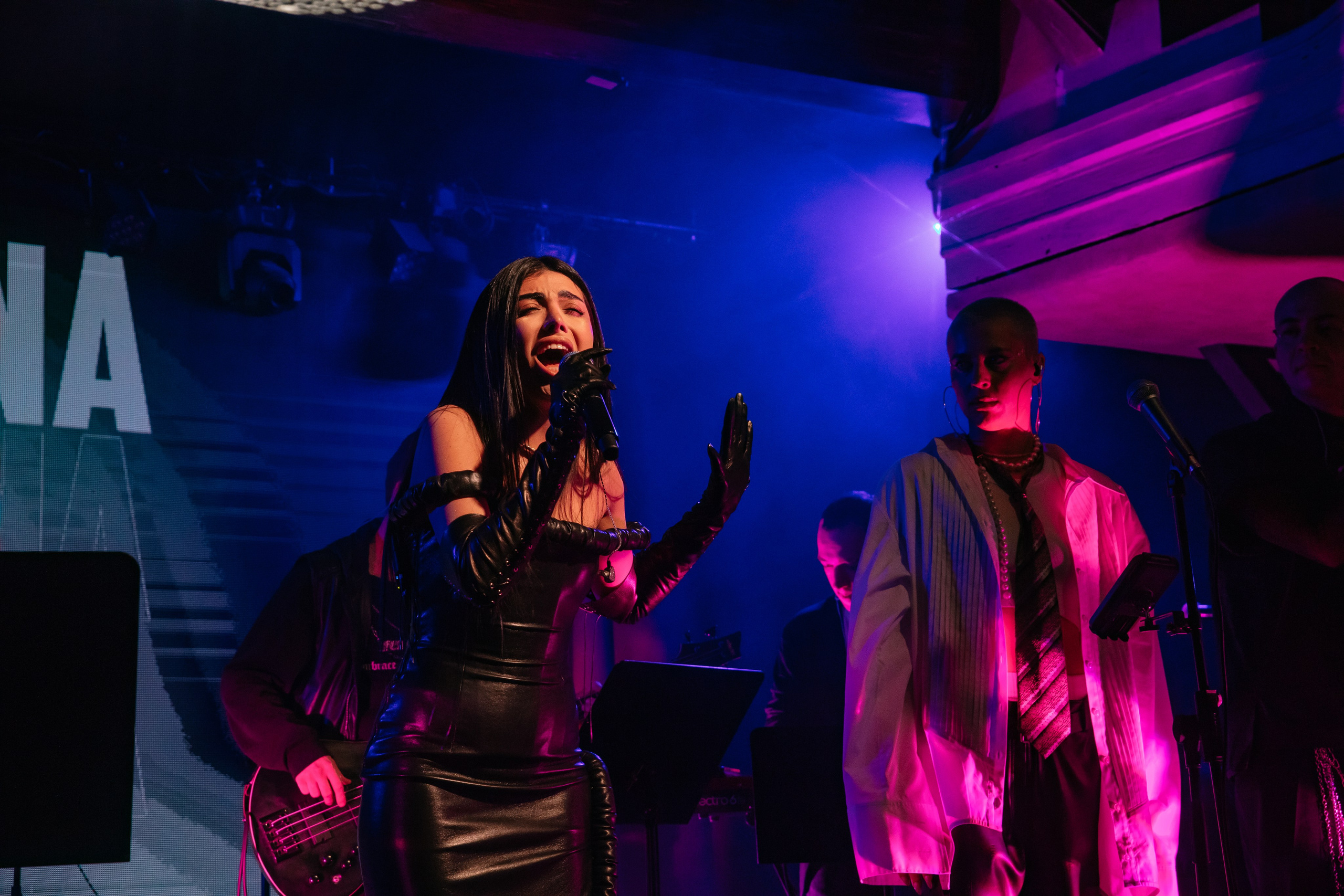 Nonna. Сольный концерт в Magnus Locus. Фотограф в Москве Яна Полосина