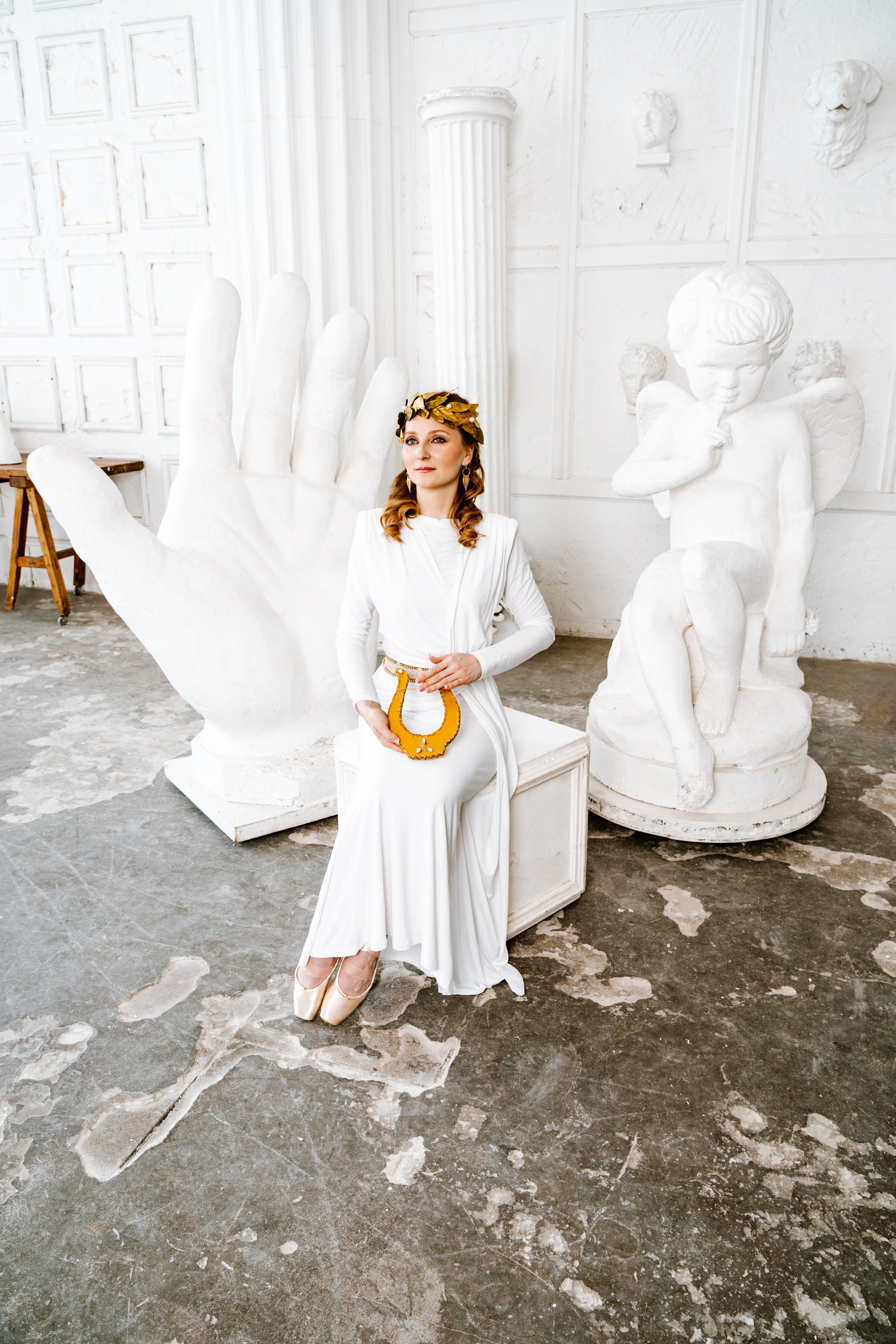 Греческая богиня Терпсихора. Легкая фотография