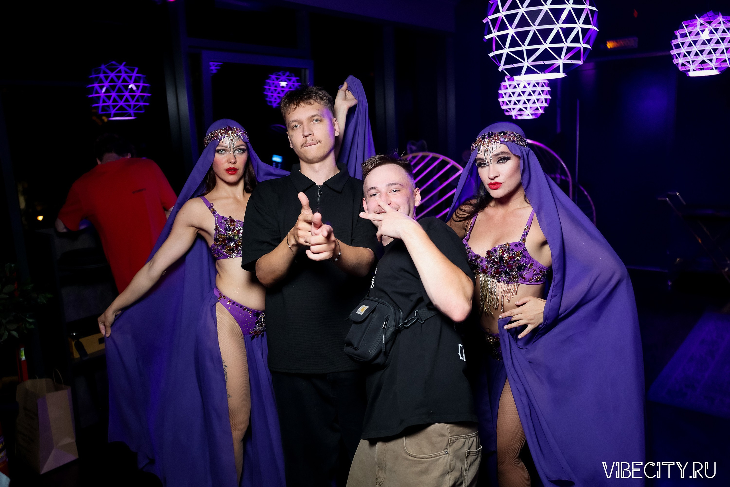 DOUBLE U. VIBECITY.RU Вайб Сити Ру Фоторепортажи Фотоотчеты Калининград