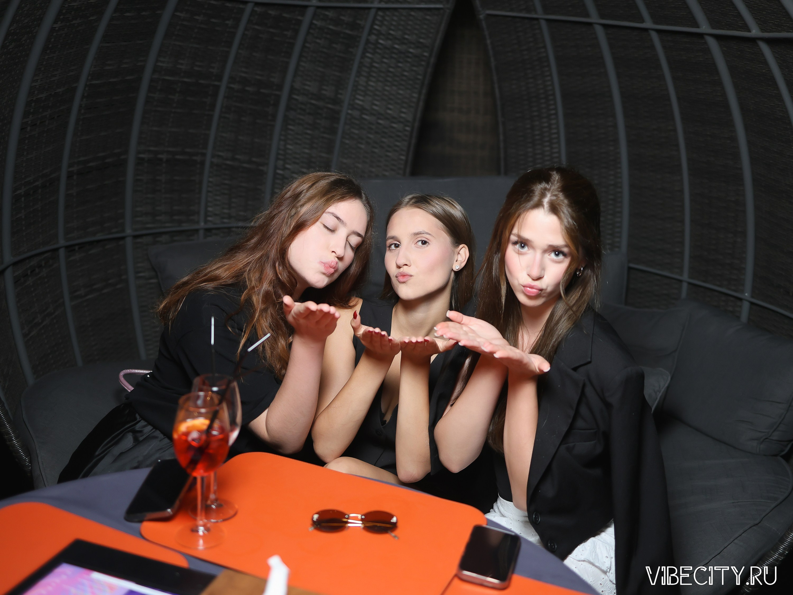 DOUBLE U. VIBECITY.RU Вайб Сити Ру Фоторепортажи Фотоотчеты Калининград