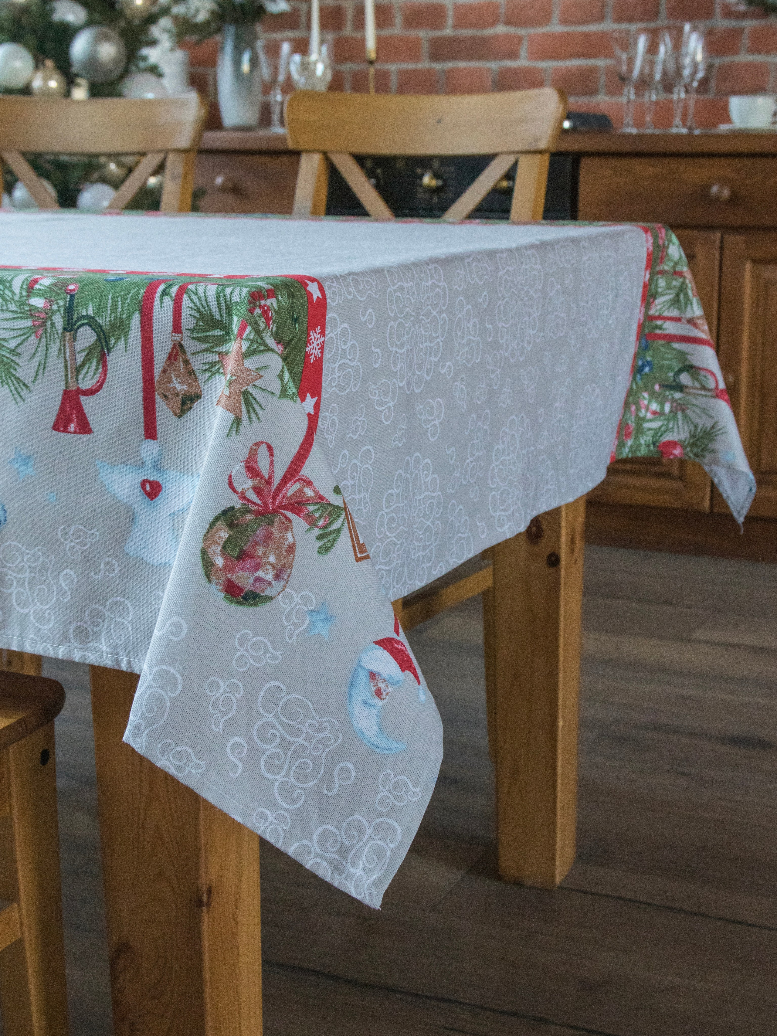 Скатерть новогодняя. Фотостудия для Wildberries Ozon