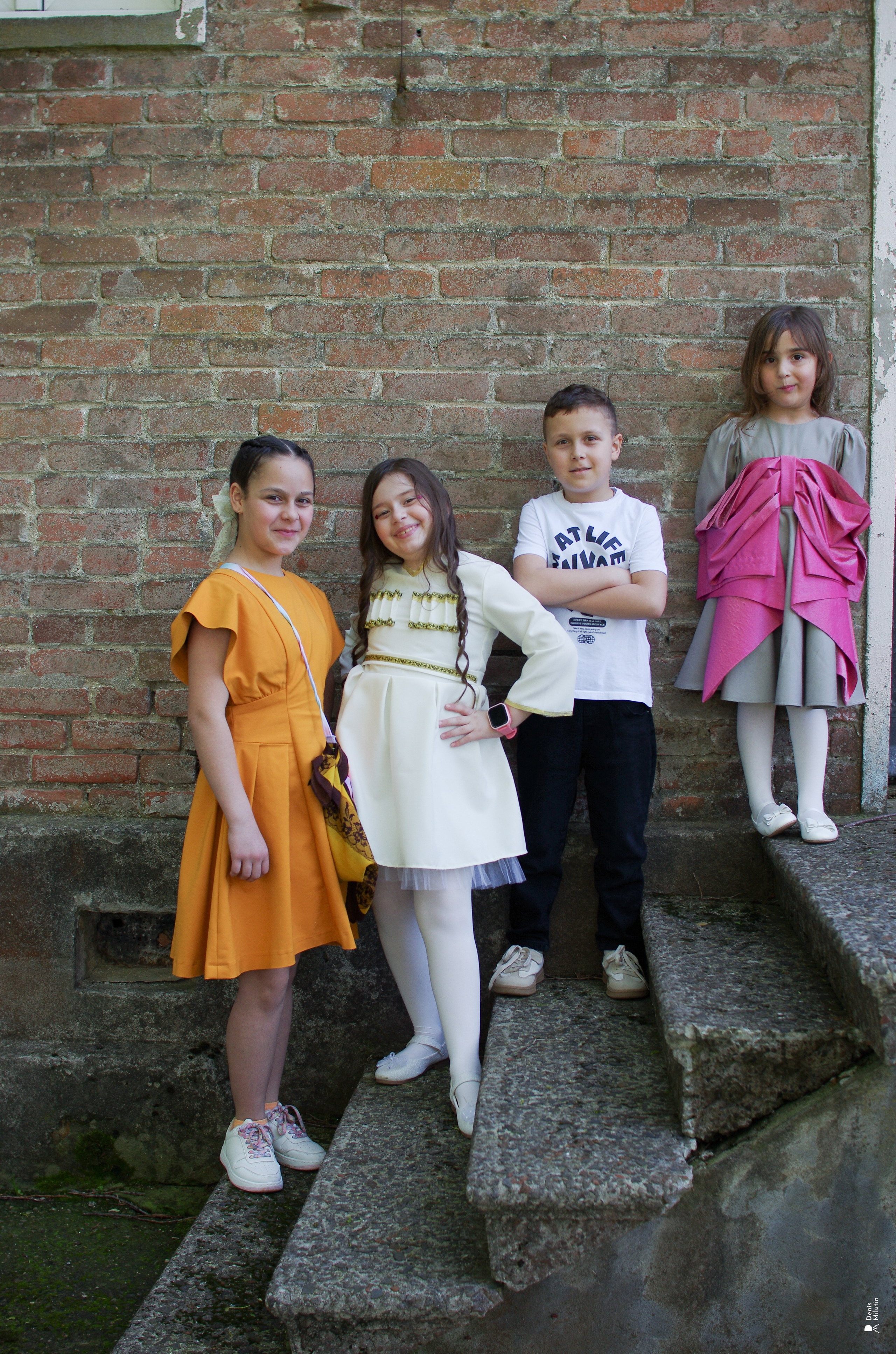 Крещение в церкви Менджи. Портретный фотограф Денис Милютин