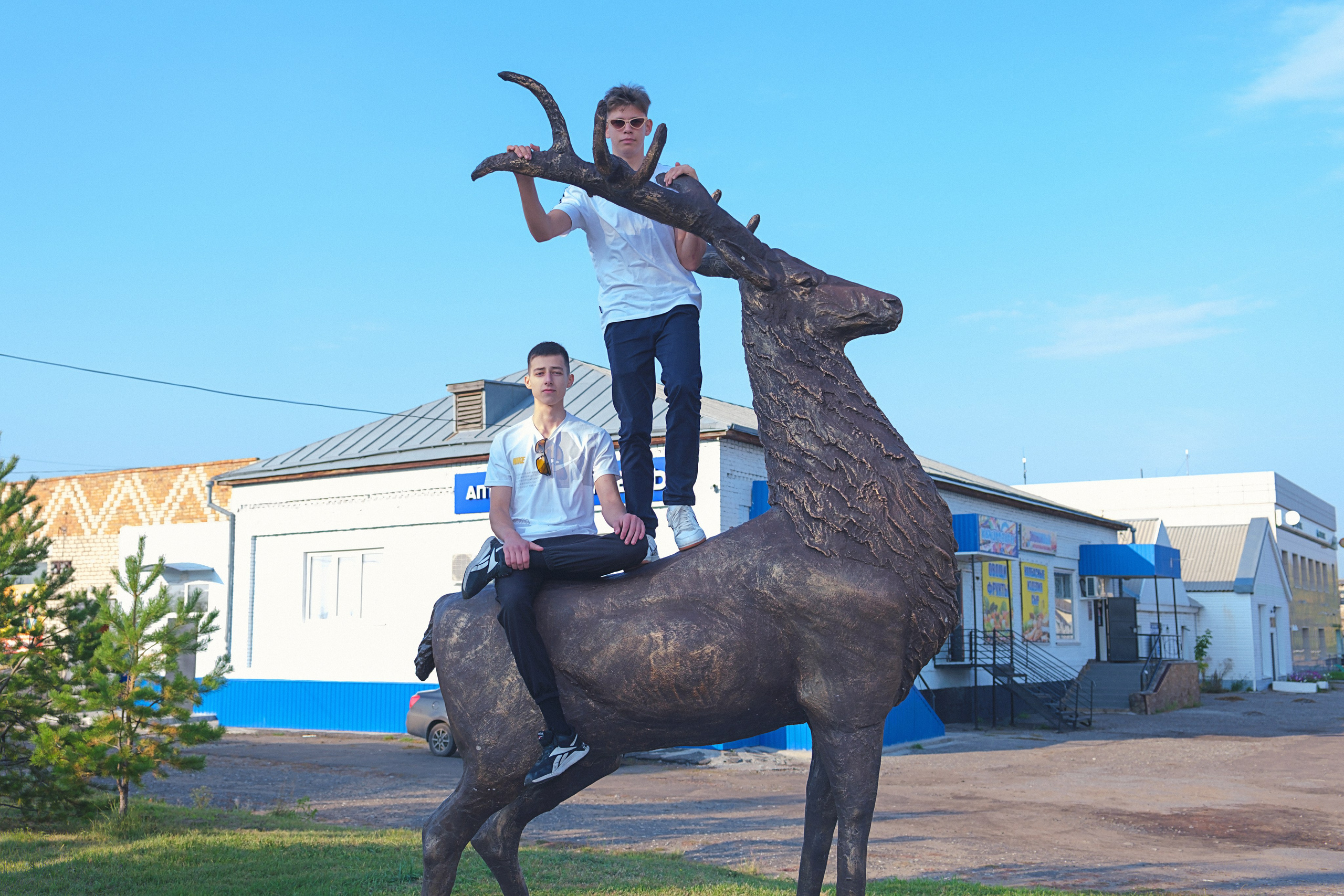 Выпускной альбом 2024. Фотограф и видеограф в Омск/Москва Сащенко Лера