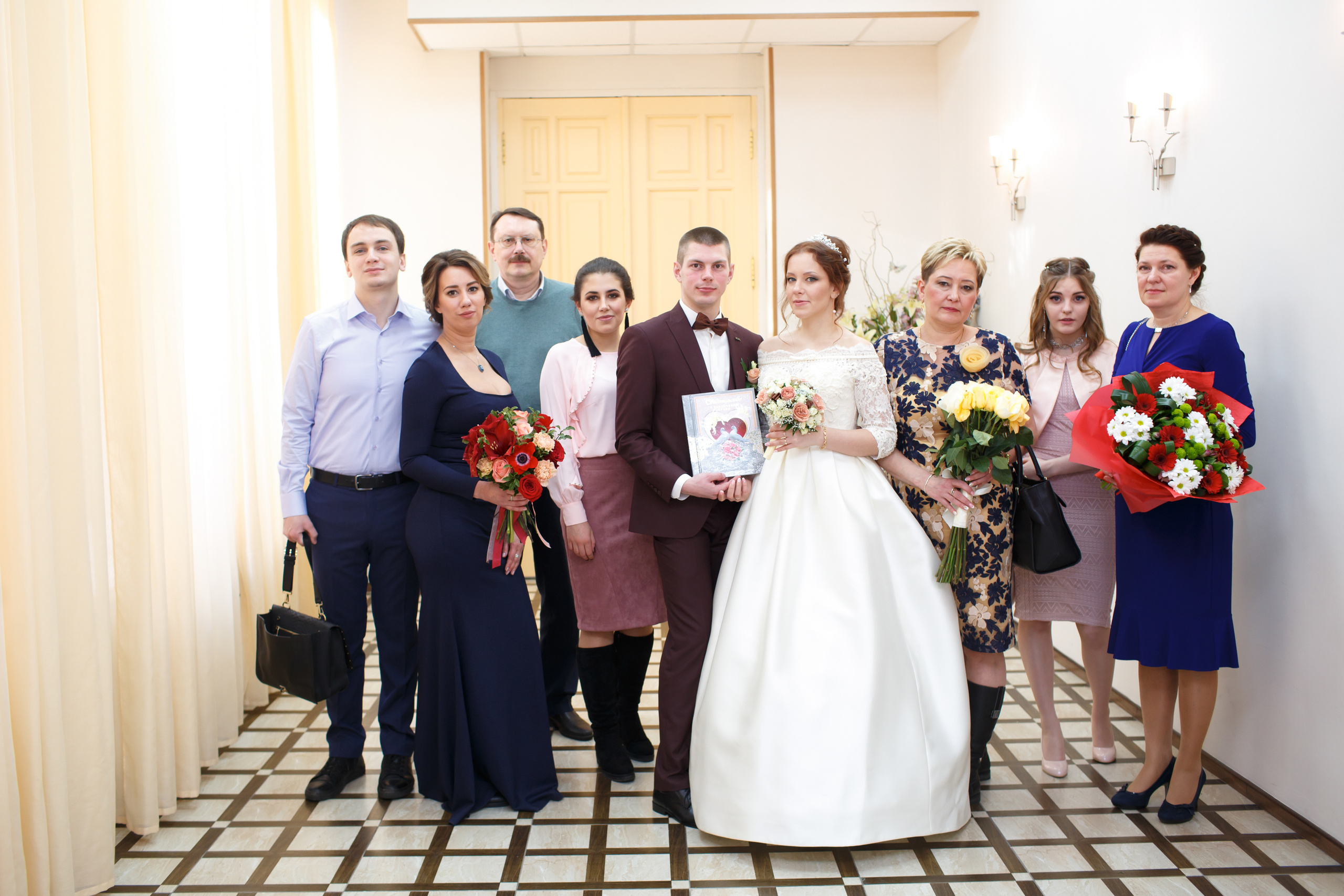 Ксюша и Иван, Таганский ЗАГС, фотостудия Famous Studios. Свадебный и репортажный фотограф (Москва, Королев и другие)